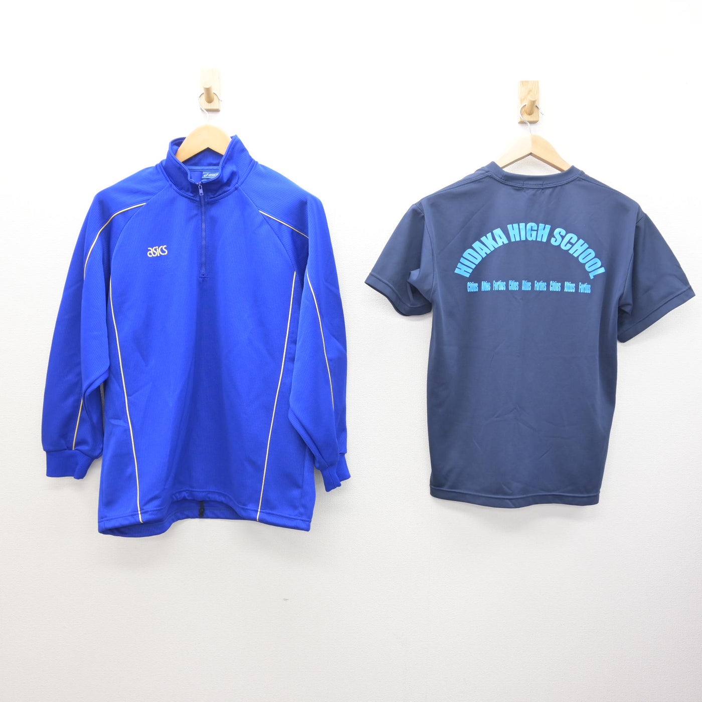 【中古】埼玉県 日高高等学校 女子制服 3点 (ジャージ 上・体操服 上・ジャージ 下) sf121984