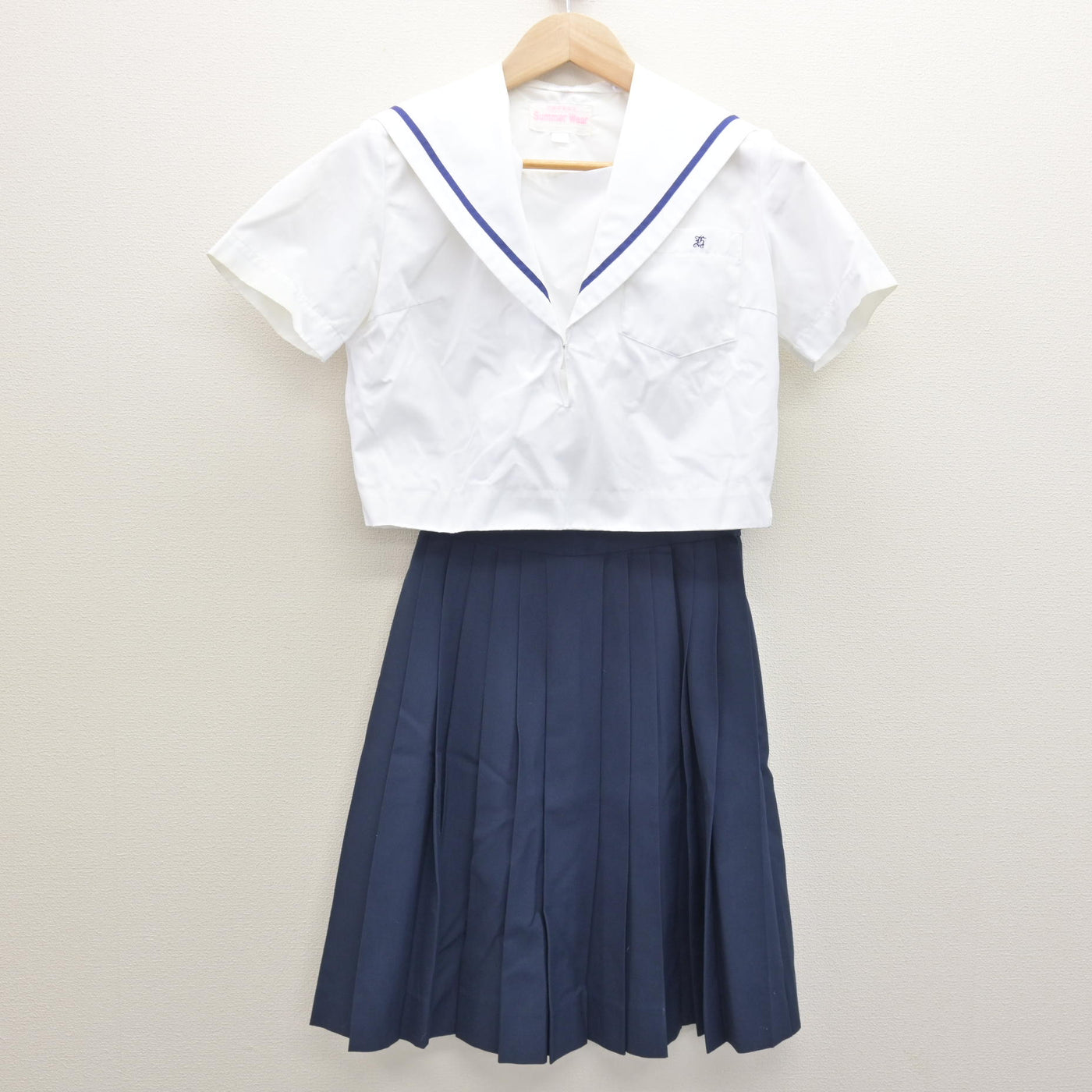 【中古】愛知県 春日井東高等学校 女子制服 3点 (セーラー服・スカート) sf121990