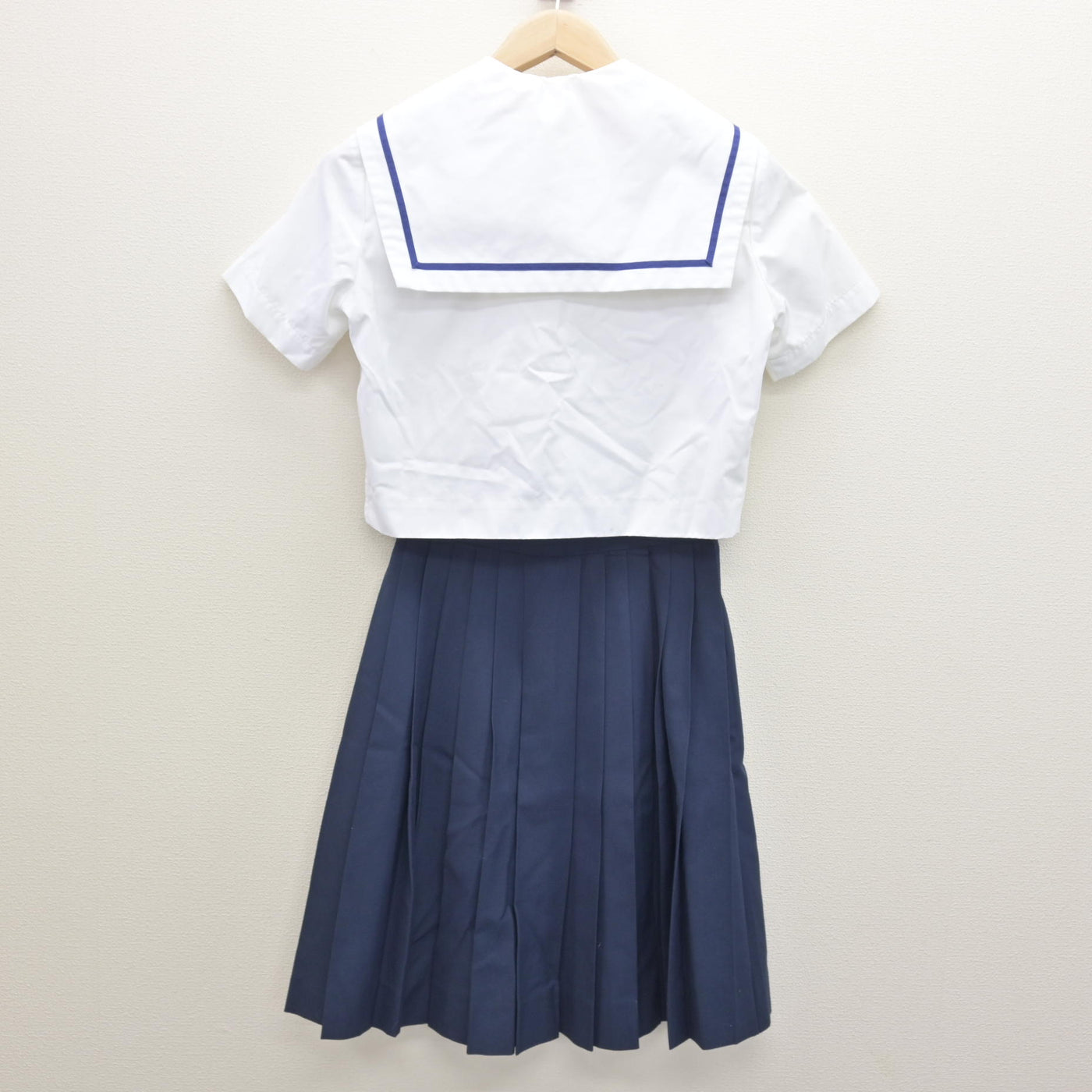 【中古】愛知県 春日井東高等学校 女子制服 3点 (セーラー服・スカート) sf121990