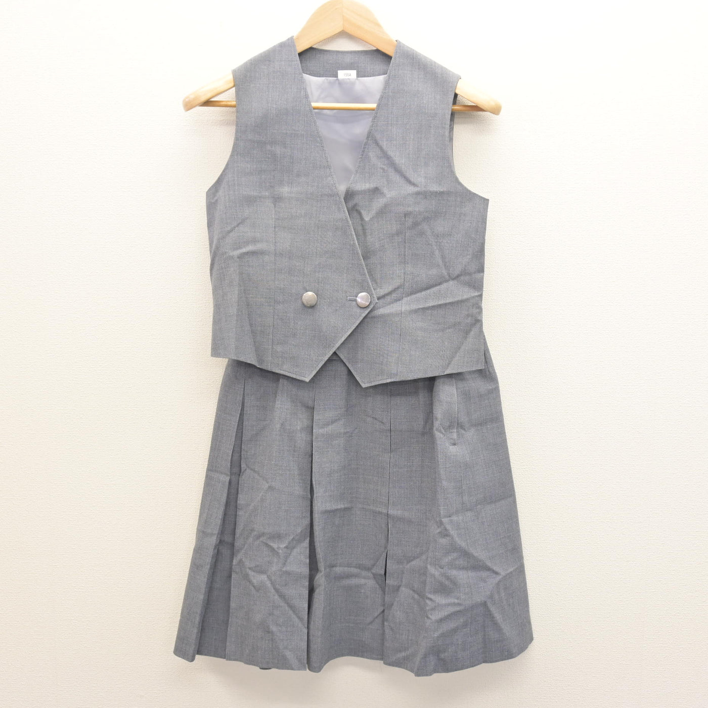 【中古】東京都 福生第二中学校 女子制服 2点 (ベスト・スカート) sf121998