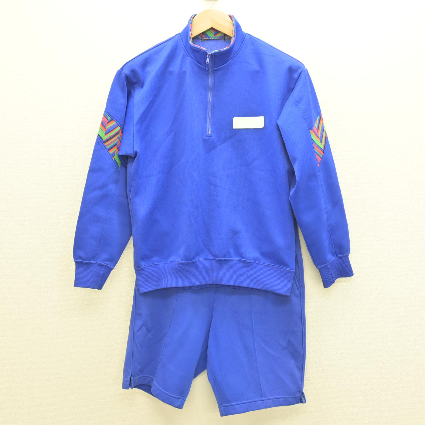 【中古】東京都 福生第二中学校 女子制服 3点 (ジャージ 上・体操服 上・体操服 下) sf121999