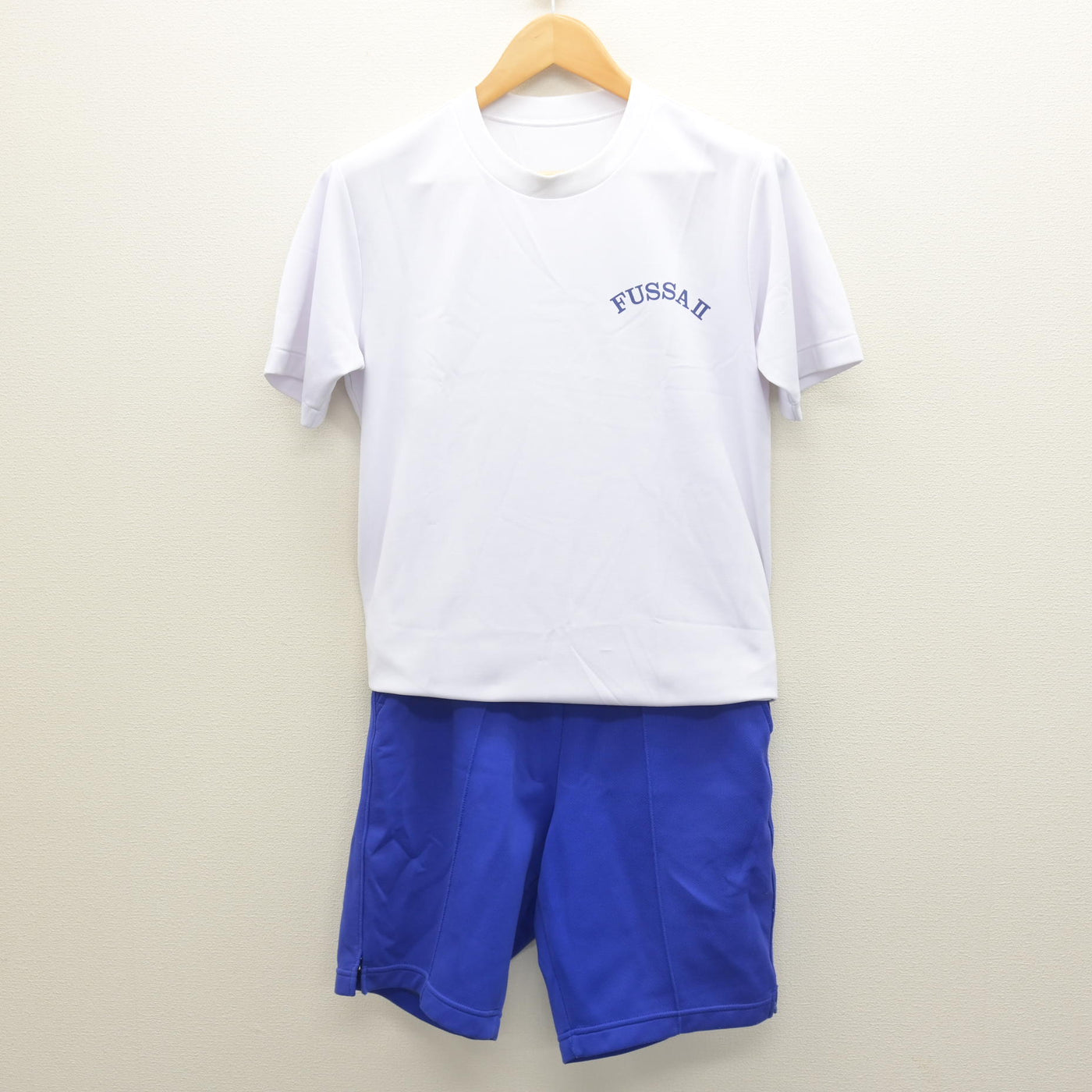 【中古】東京都 福生第二中学校 女子制服 3点 (ジャージ 上・体操服 上・体操服 下) sf121999