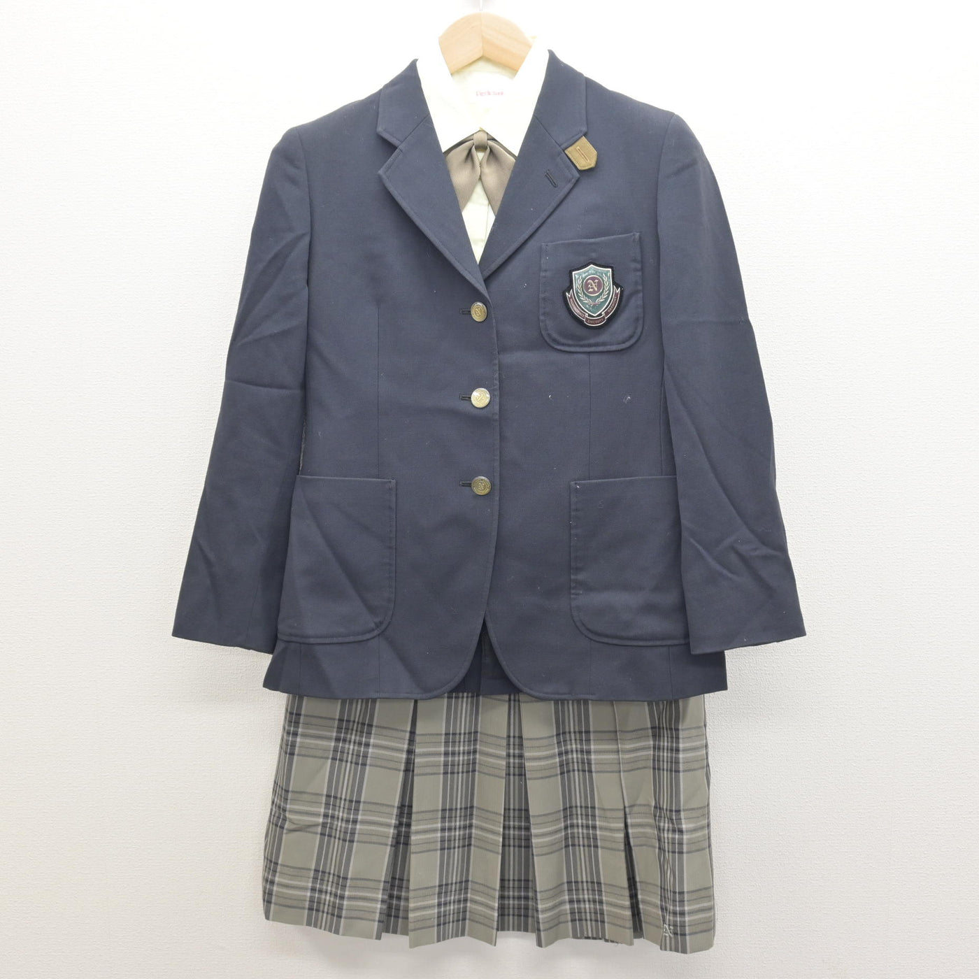 【中古】茨城県 土浦日本大学高等学校 女子制服 4点 (ブレザー・シャツ・スカート) sf122005