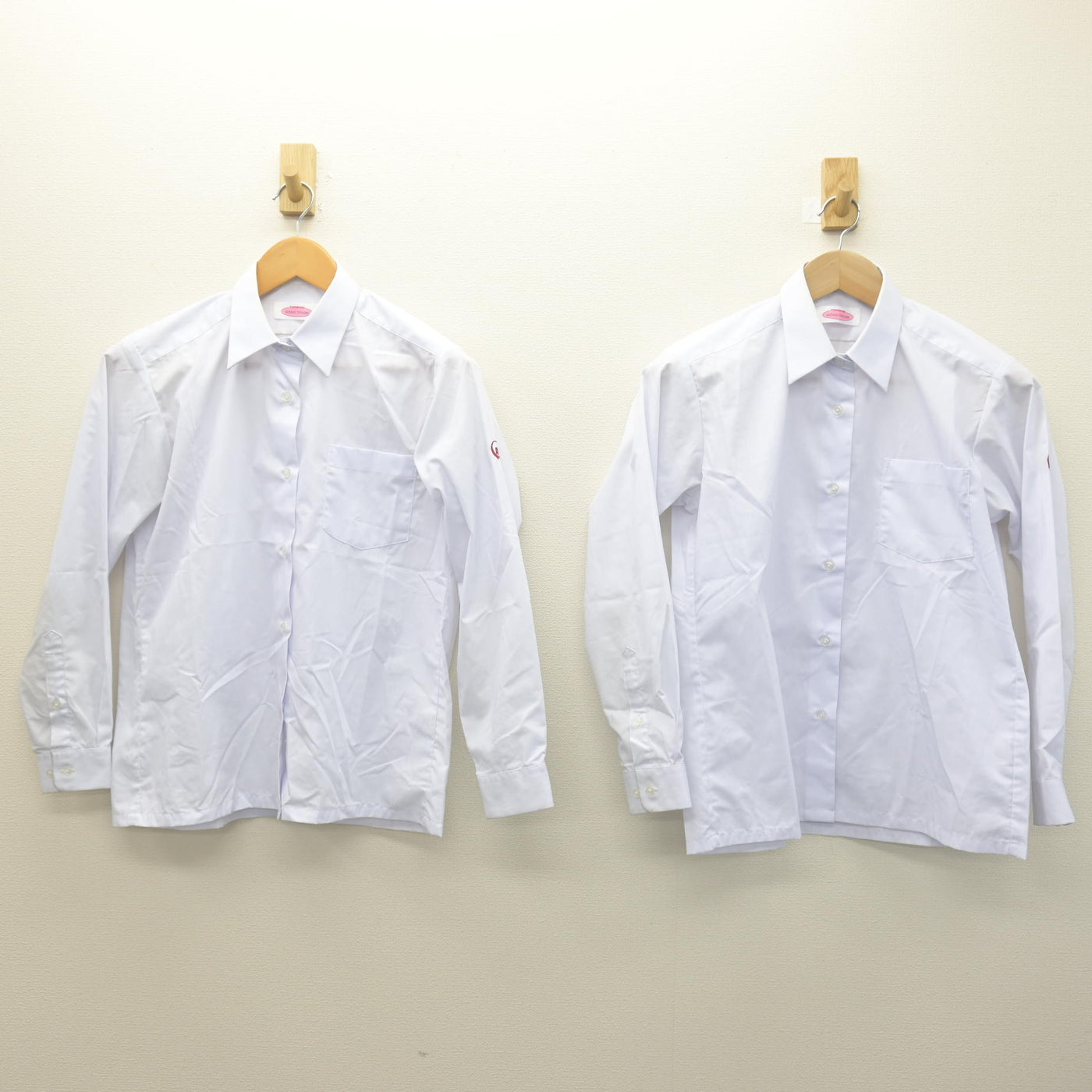 【中古】鹿児島県 天保山中学校 女子制服 2点 (シャツ) sf122008