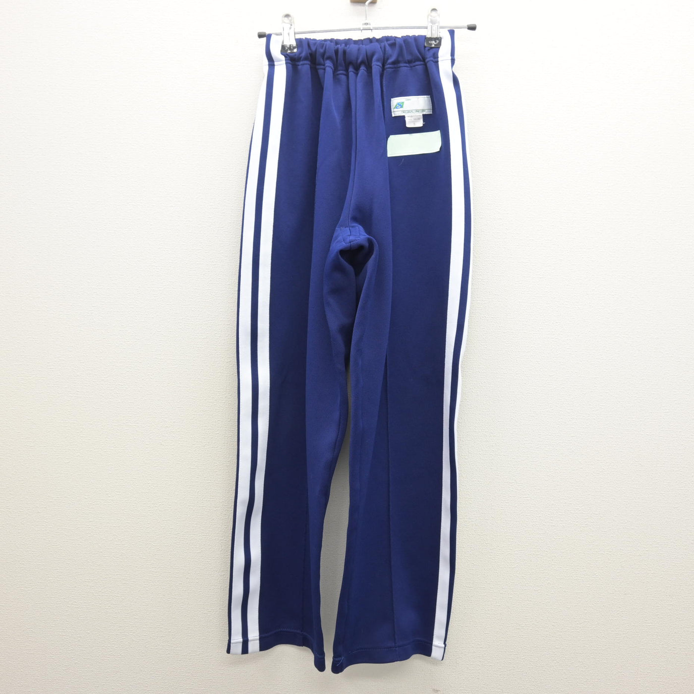 【中古】新潟県 鳥屋野中学校 女子制服 3点 (ジャージ 上・体操服 上・ジャージ 下) sf122033