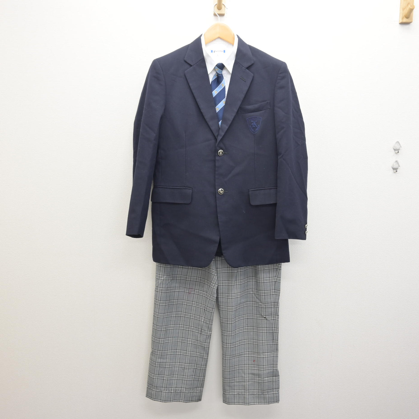 【中古】千葉県 流山北高等学校 男子制服 4点 (ブレザー・シャツ・ズボン) sf122058