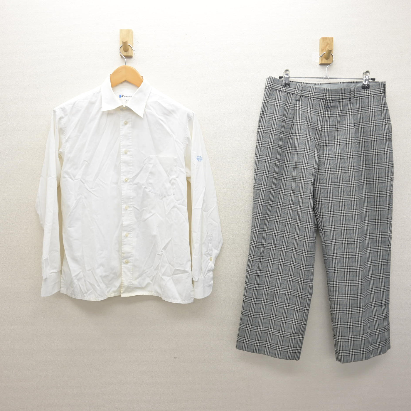 【中古】千葉県 流山北高等学校 男子制服 2点 (シャツ・ズボン) sf122060
