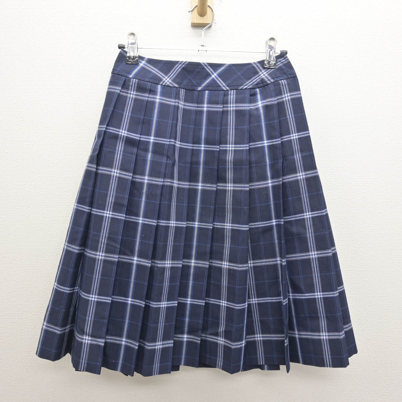 【中古】青森県 黒石高等学校 女子制服 2点 (シャツ・スカート) sf122062