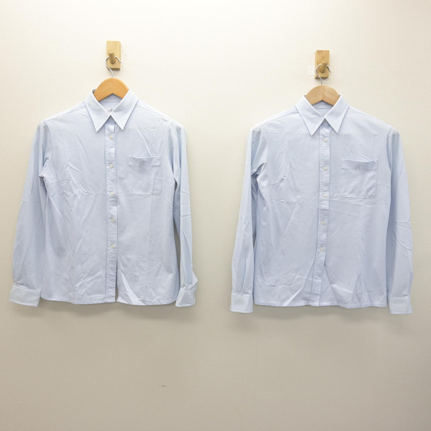 【中古】青森県 黒石高等学校 女子制服 2点 (シャツ) sf122063