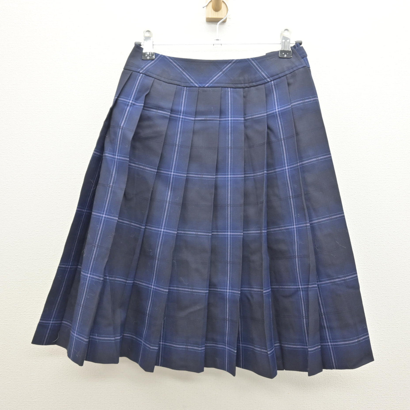 【中古】青森県 黒石高等学校 女子制服 4点 (ブレザー・シャツ・スカート) sf122064