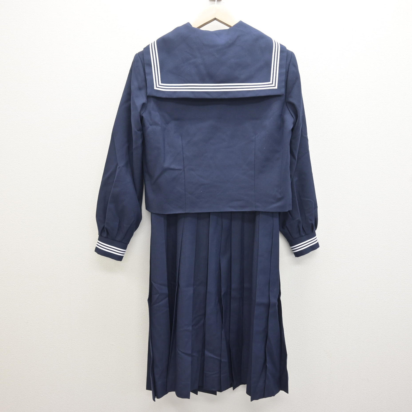 【中古】千葉県 湖北中学校 女子制服 4点 (セーラー服・ジャンパースカート) sf122068