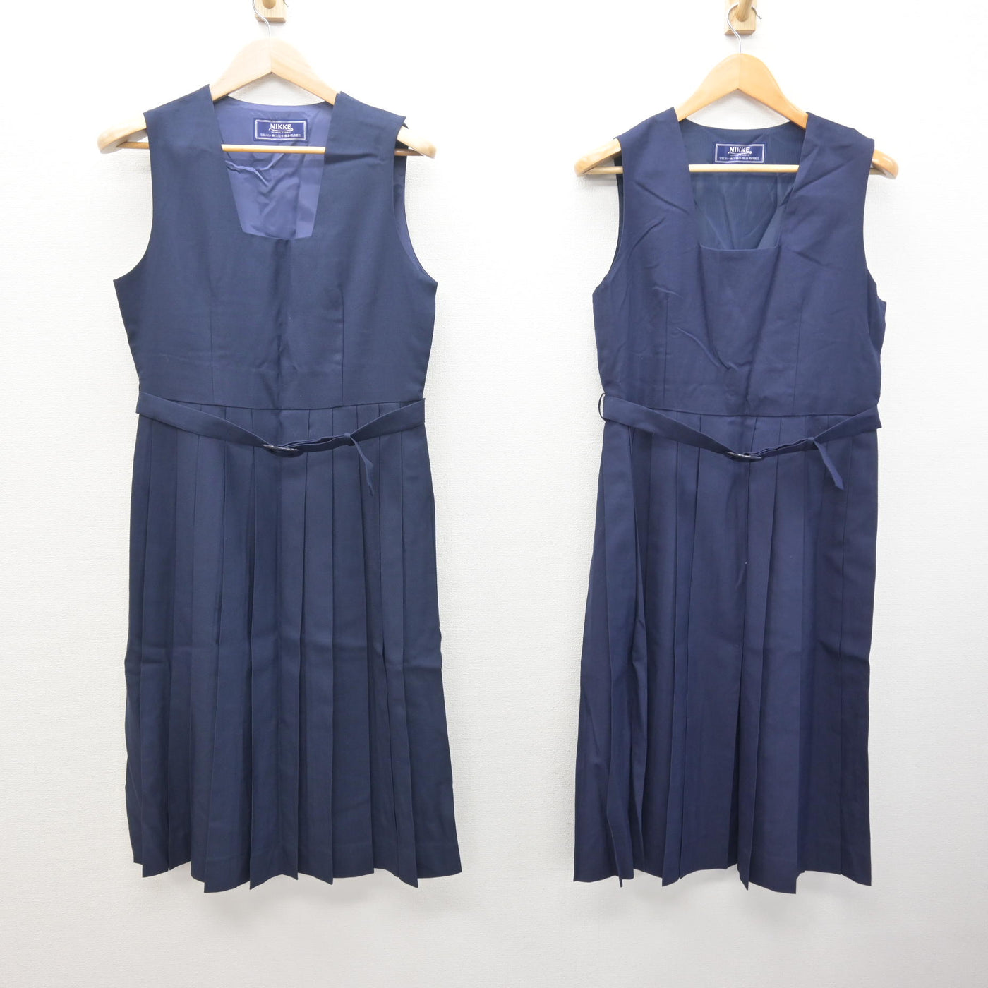 【中古】千葉県 湖北中学校 女子制服 4点 (セーラー服・ジャンパースカート) sf122068