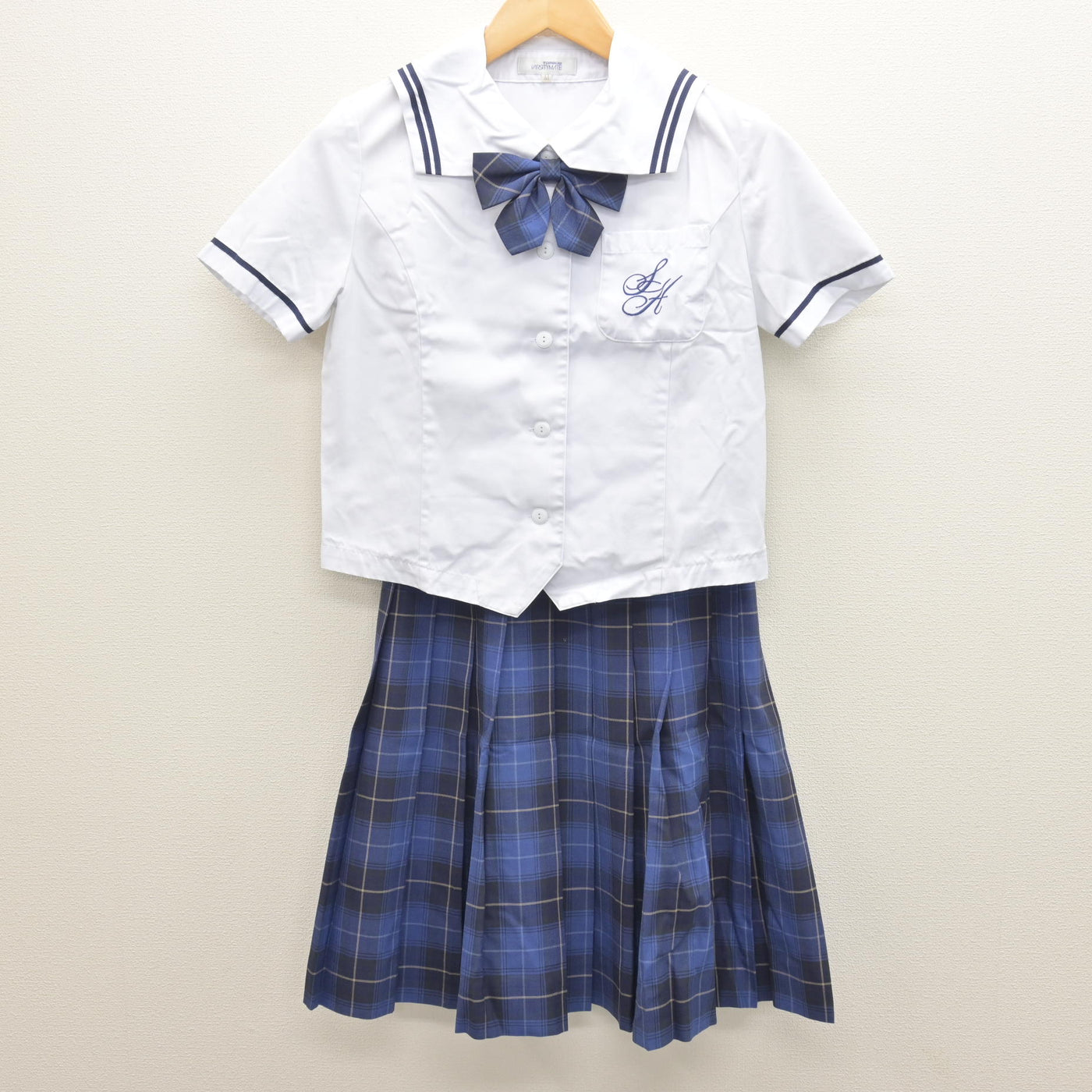 【中古】埼玉県 栄東中学校 女子制服 3点 (ブラウス・スカート) sf122084
