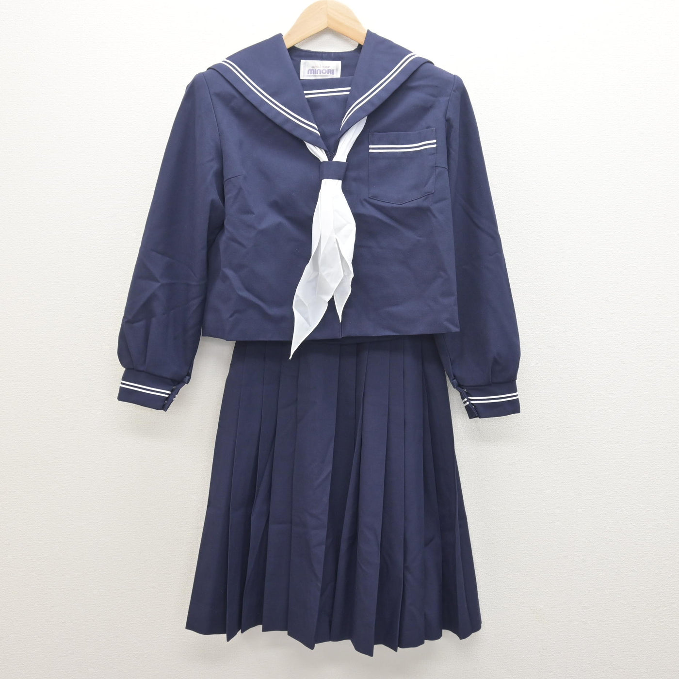 【中古】静岡県 東陽中学校 女子制服 3点 (セーラー服・スカート) sf122089