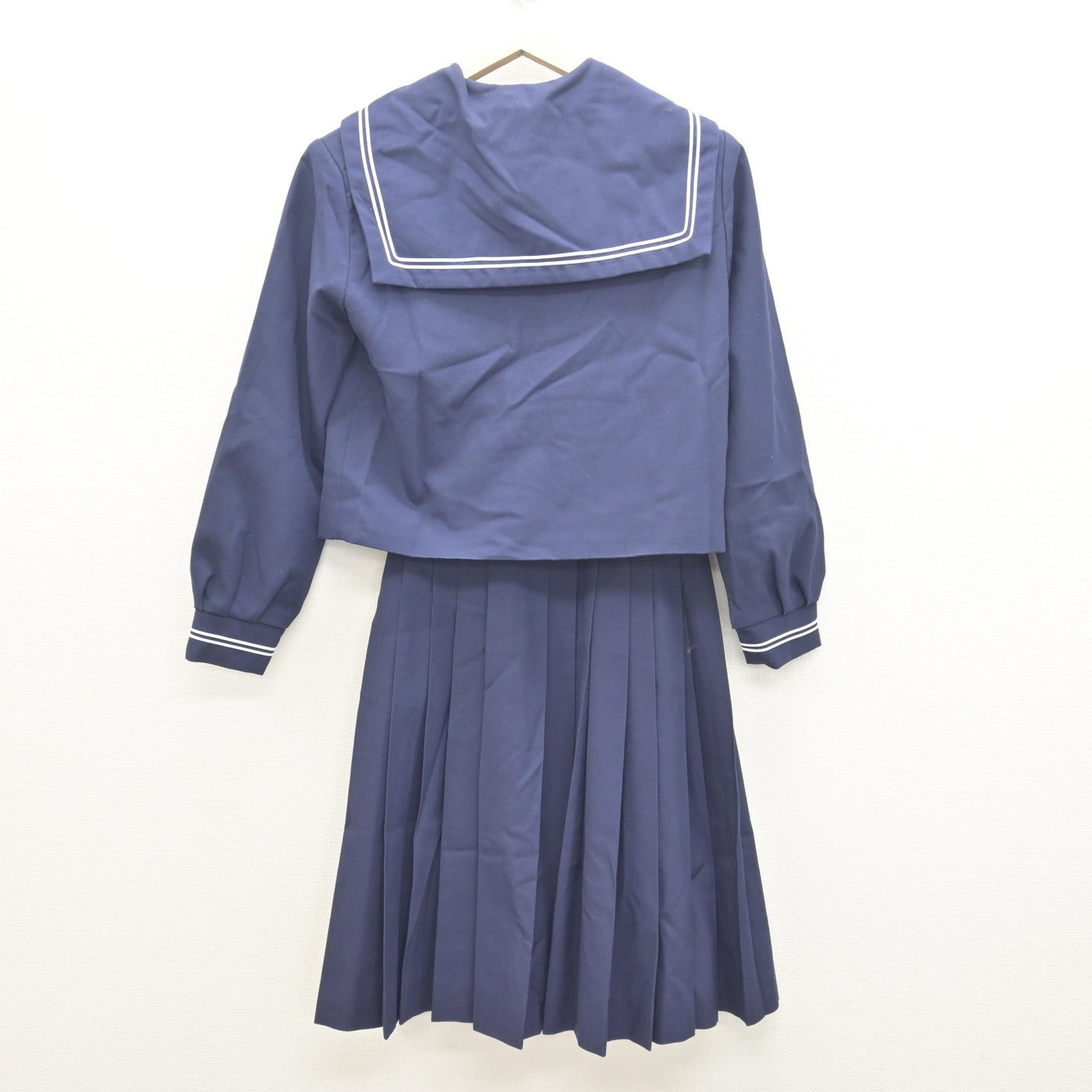 【中古】静岡県 東陽中学校 女子制服 3点 (セーラー服・スカート) sf122089