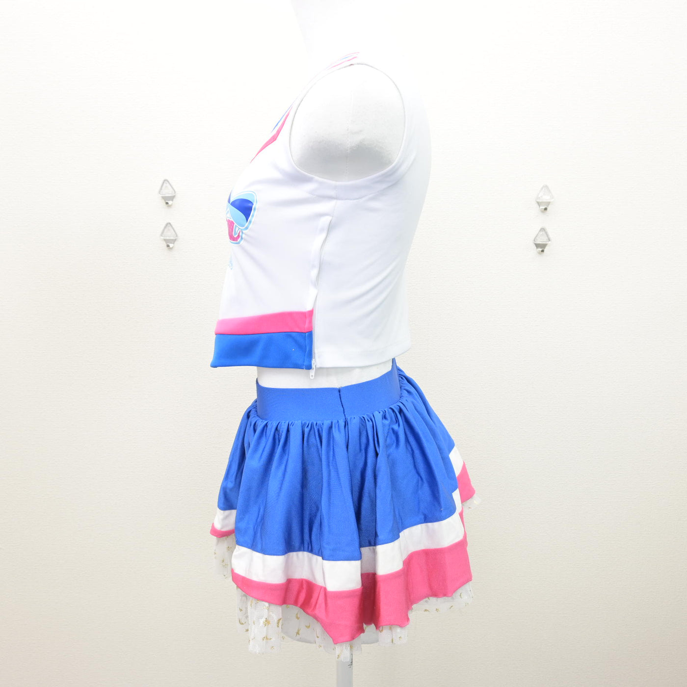 【中古】神奈川県 横浜DeNAベイスターズチアスクールユニフォーム 女子制服 2点 (チアユニフォーム 上・チアユニフォーム 下) sf122098