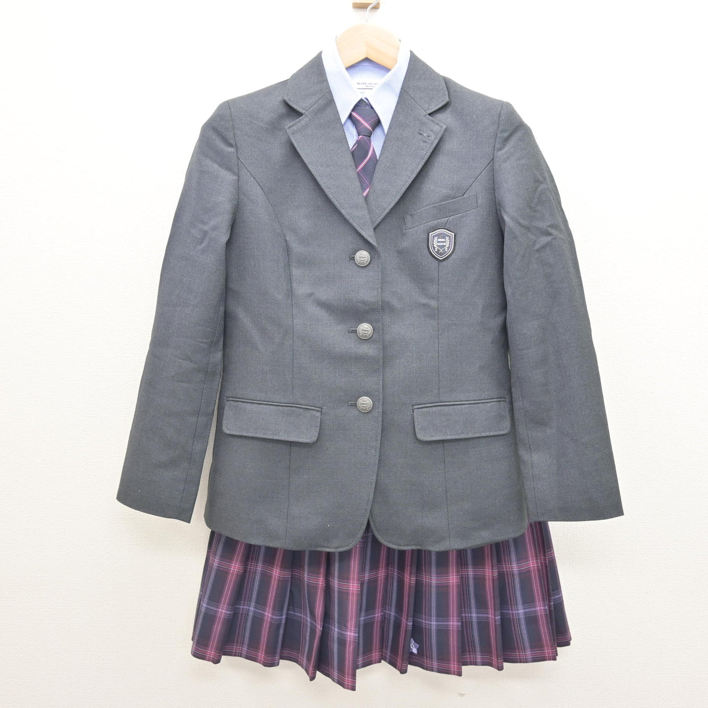 【中古】埼玉県 秋草学園高等学校 女子制服 5点 (ブレザー・シャツ・スカート) sf122099