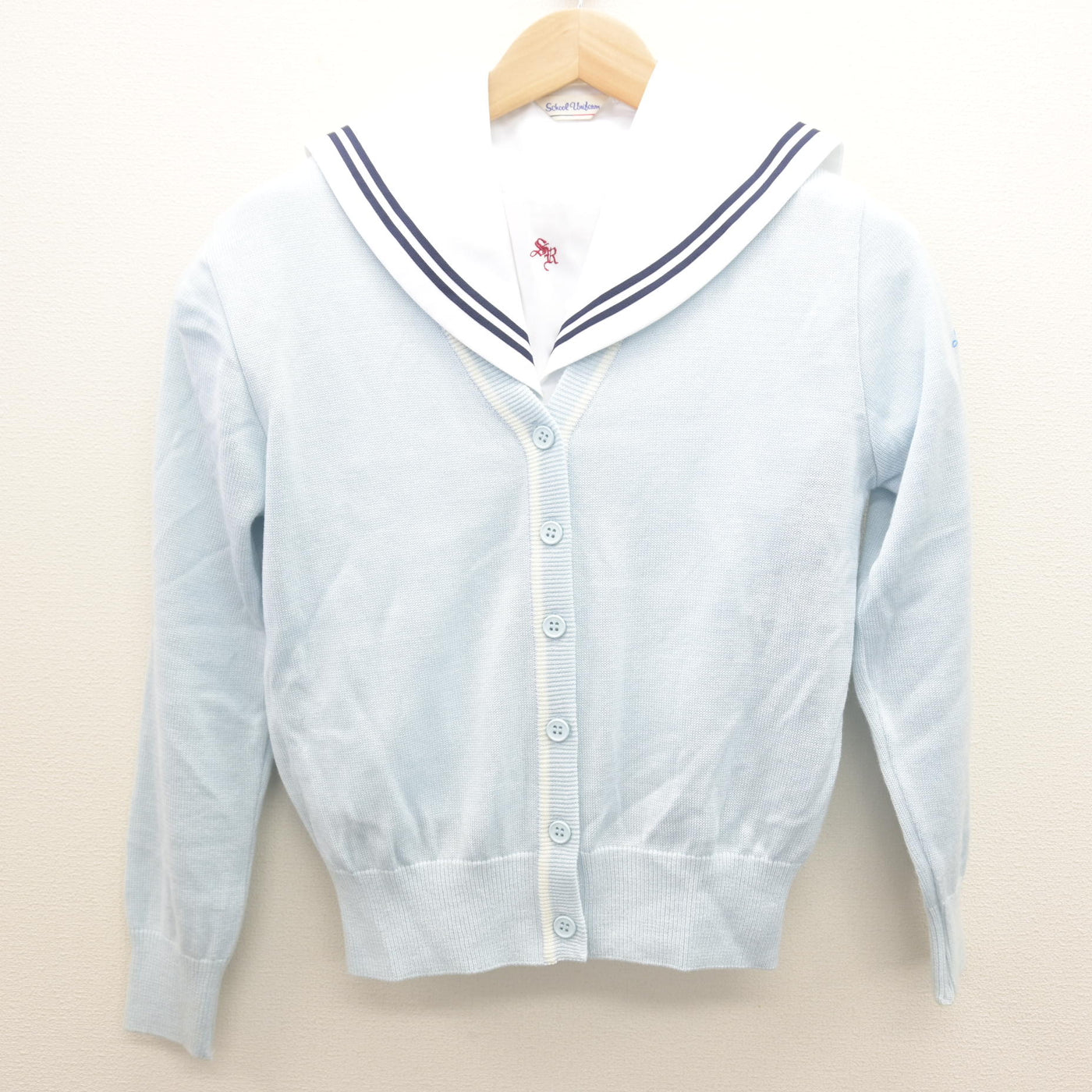 【中古】愛知県 聖霊中学校 女子制服 2点 (ニット・セーラー服) sf122112