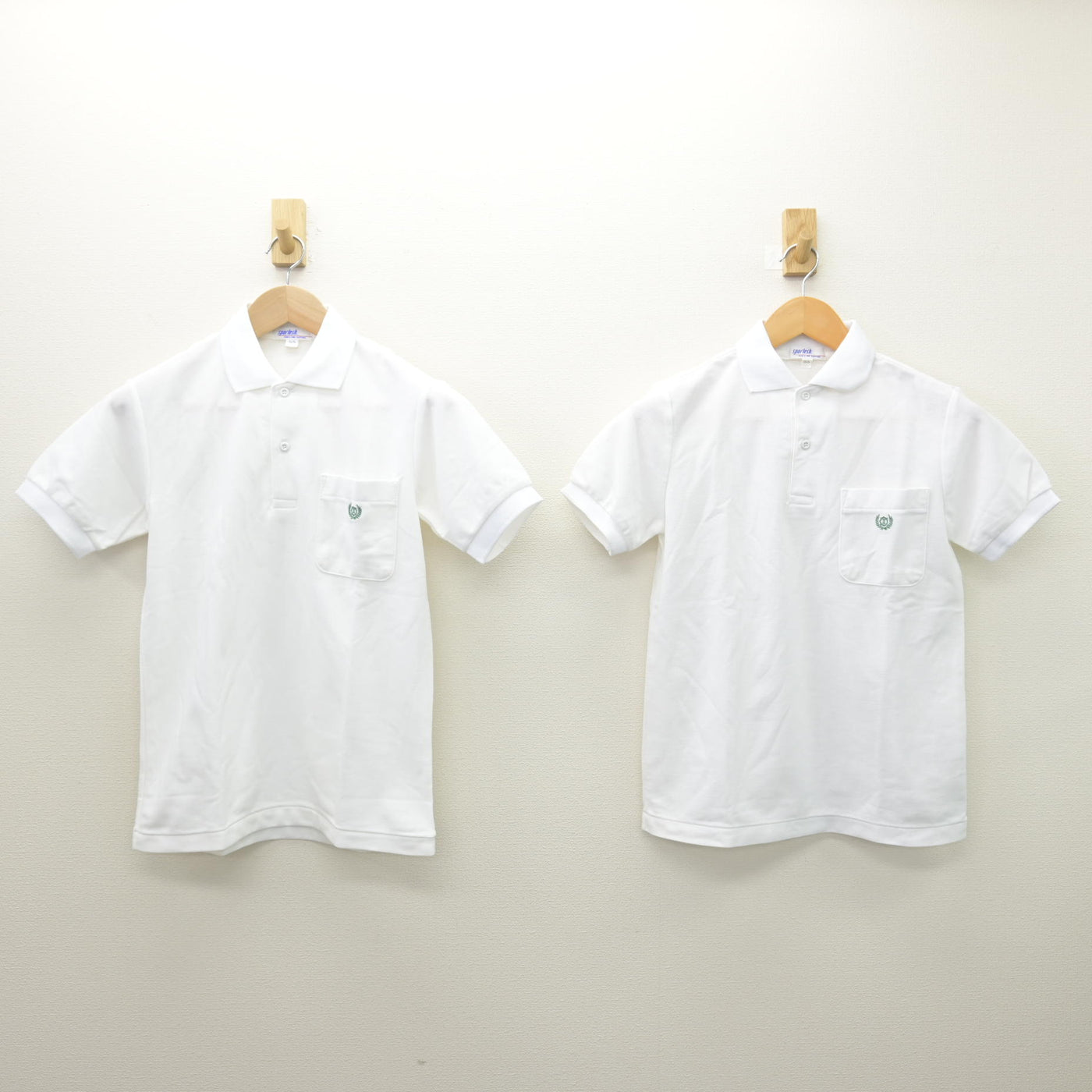 【中古】東京都 落合第二中学校 女子制服 2点 (シャツ) sf122120