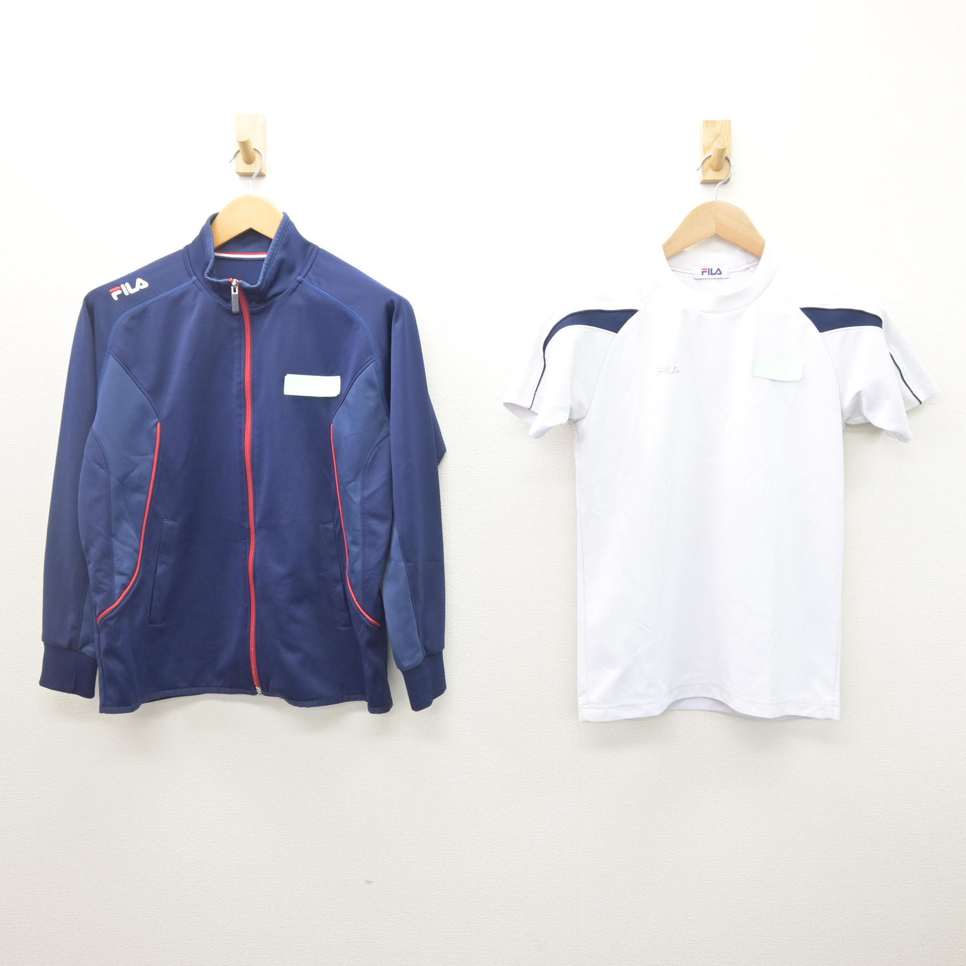 【中古】東京都 落合第二中学校 女子制服 3点 (ジャージ 上・体操服 上・ジャージ 下) sf122121