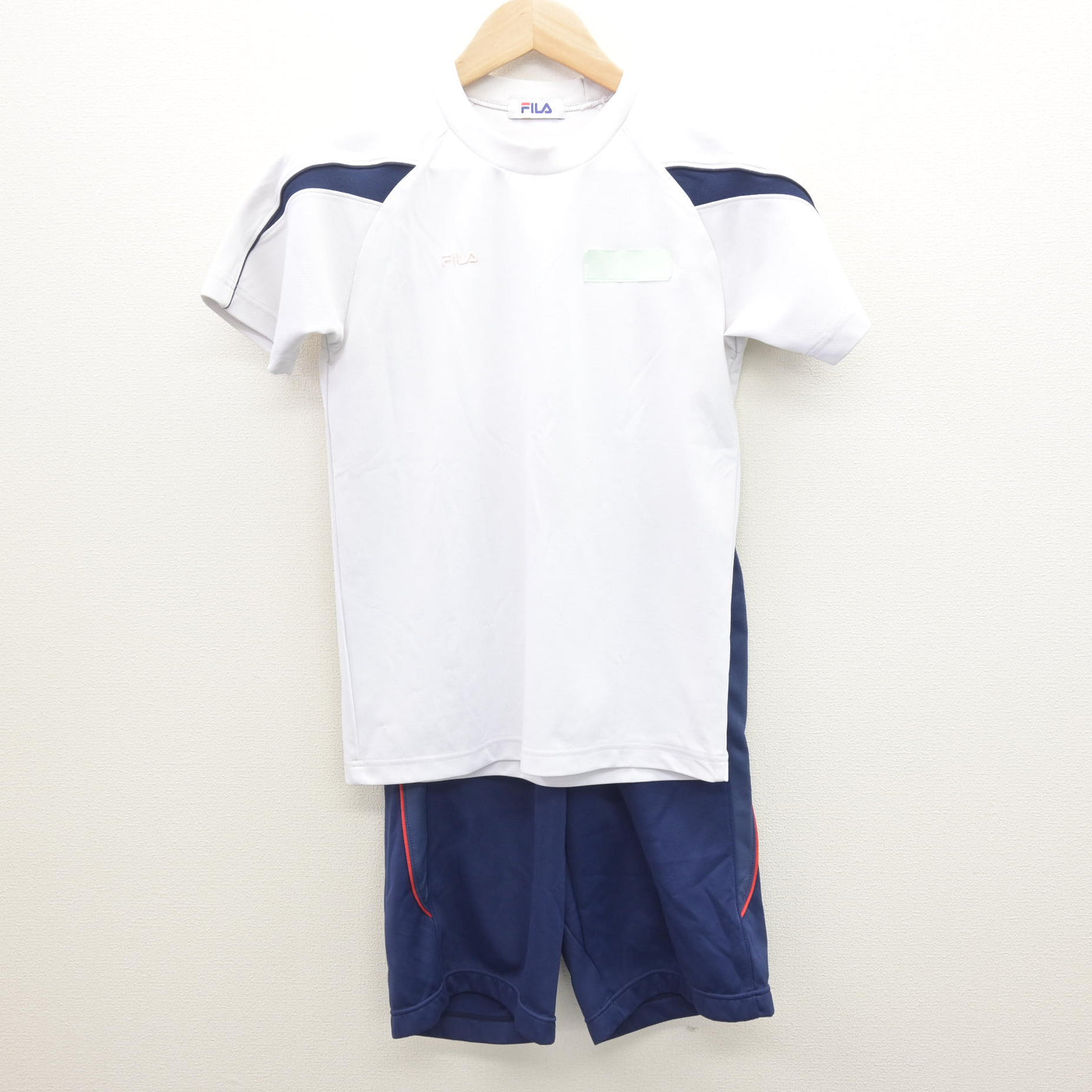 【中古】東京都 落合第二中学校 女子制服 2点 (体操服 上・体操服 下) sf122122