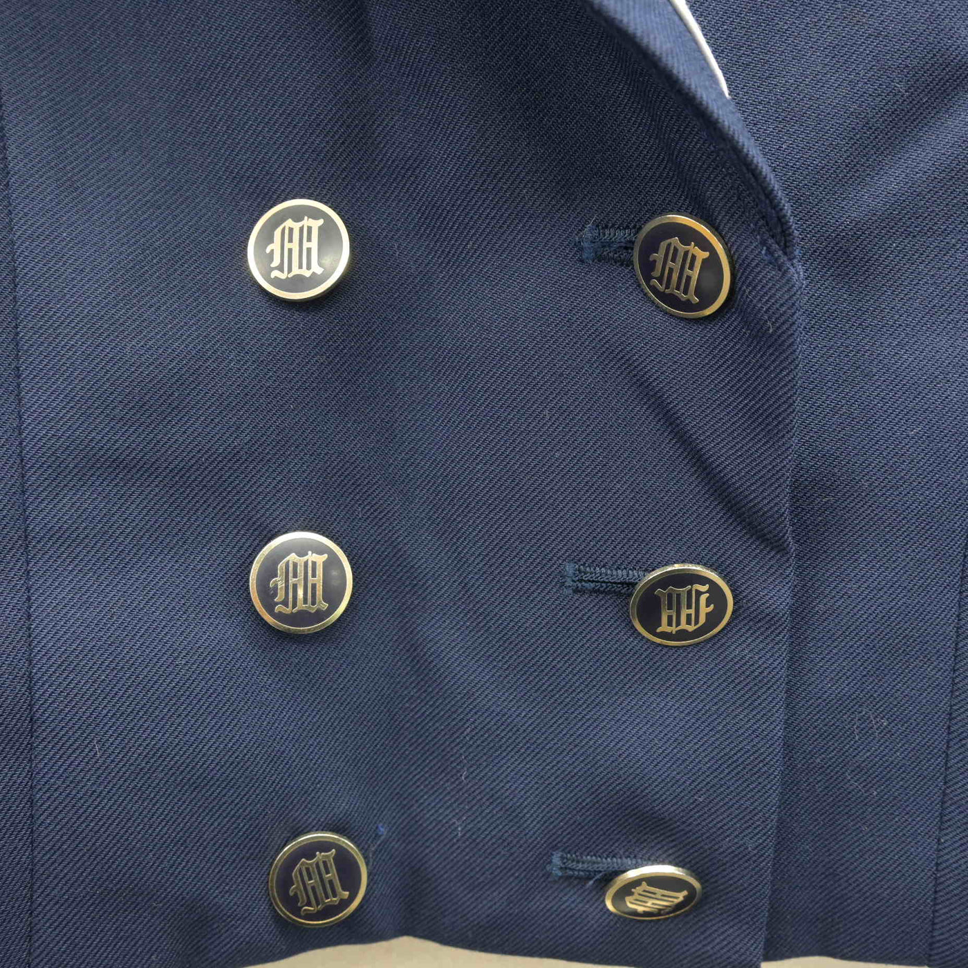 【中古】福岡県 柳南中学校 女子制服 2点 (セーラー服・スカート) sf122124