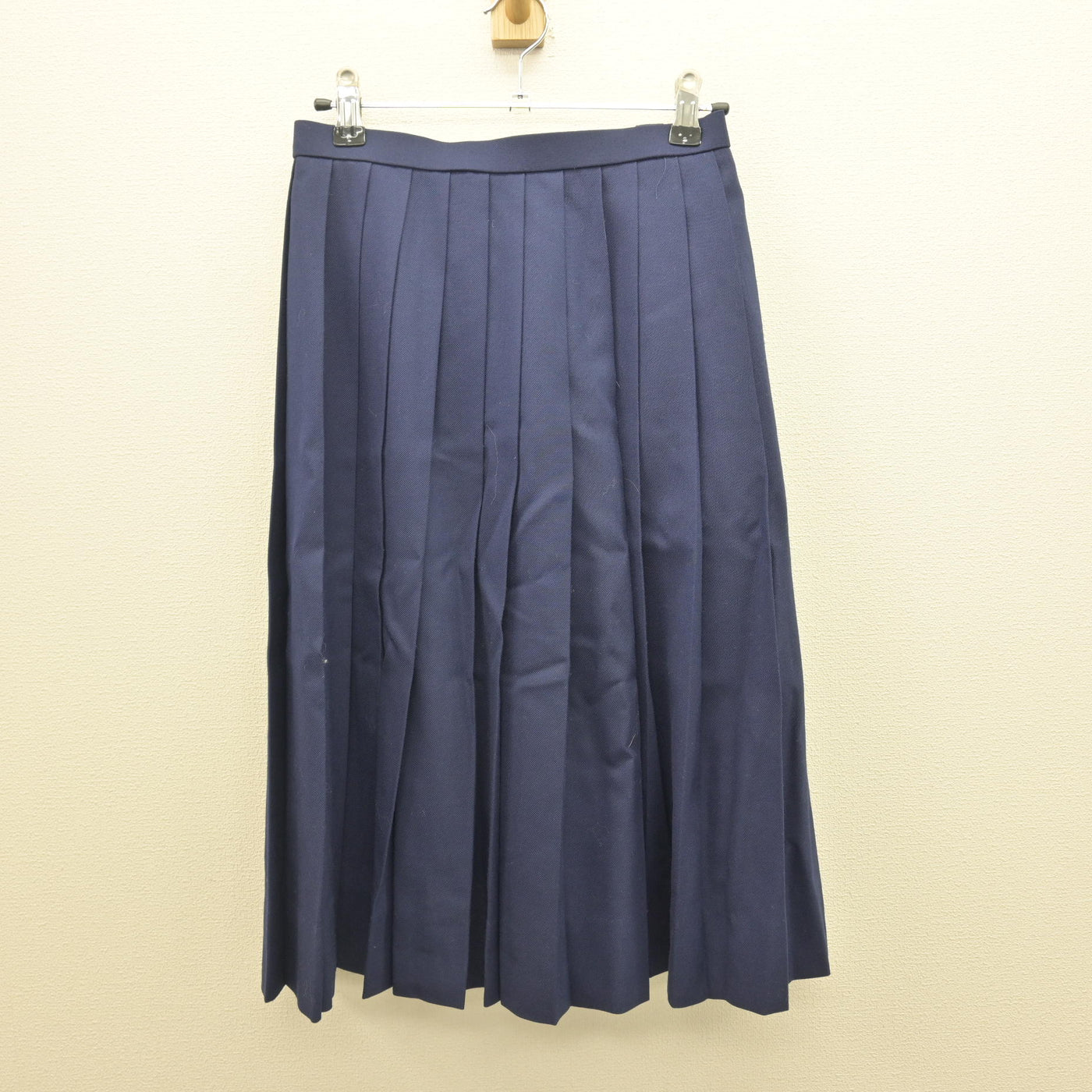 【中古】福岡県 柳南中学校 女子制服 2点 (セーラー服・スカート) sf122124