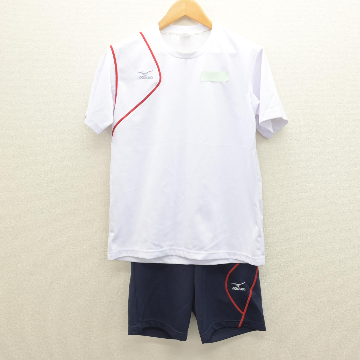 【中古】神奈川県 横浜翠嵐高等学校 女子制服 2点 (体操服 上・体操服 下) sf122132