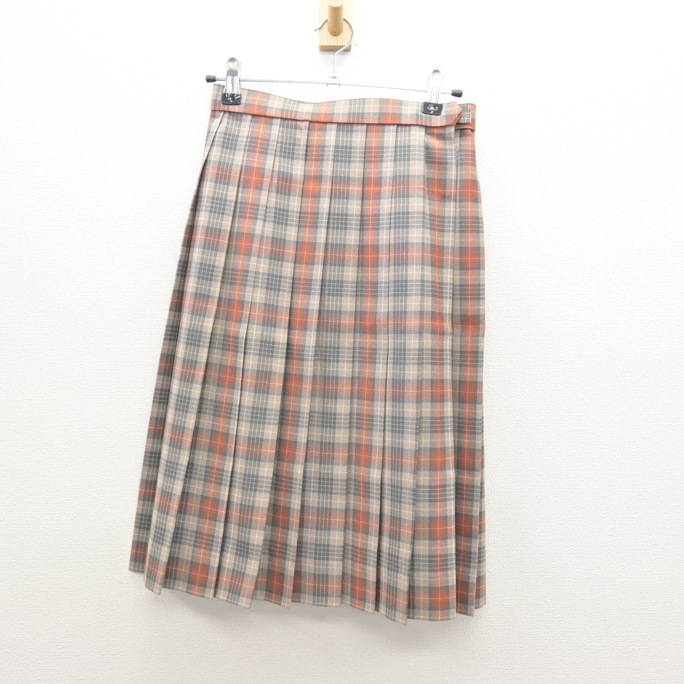 【中古】愛知県 名城大学附属高等学校 女子制服 3点 (スカート) sf122135