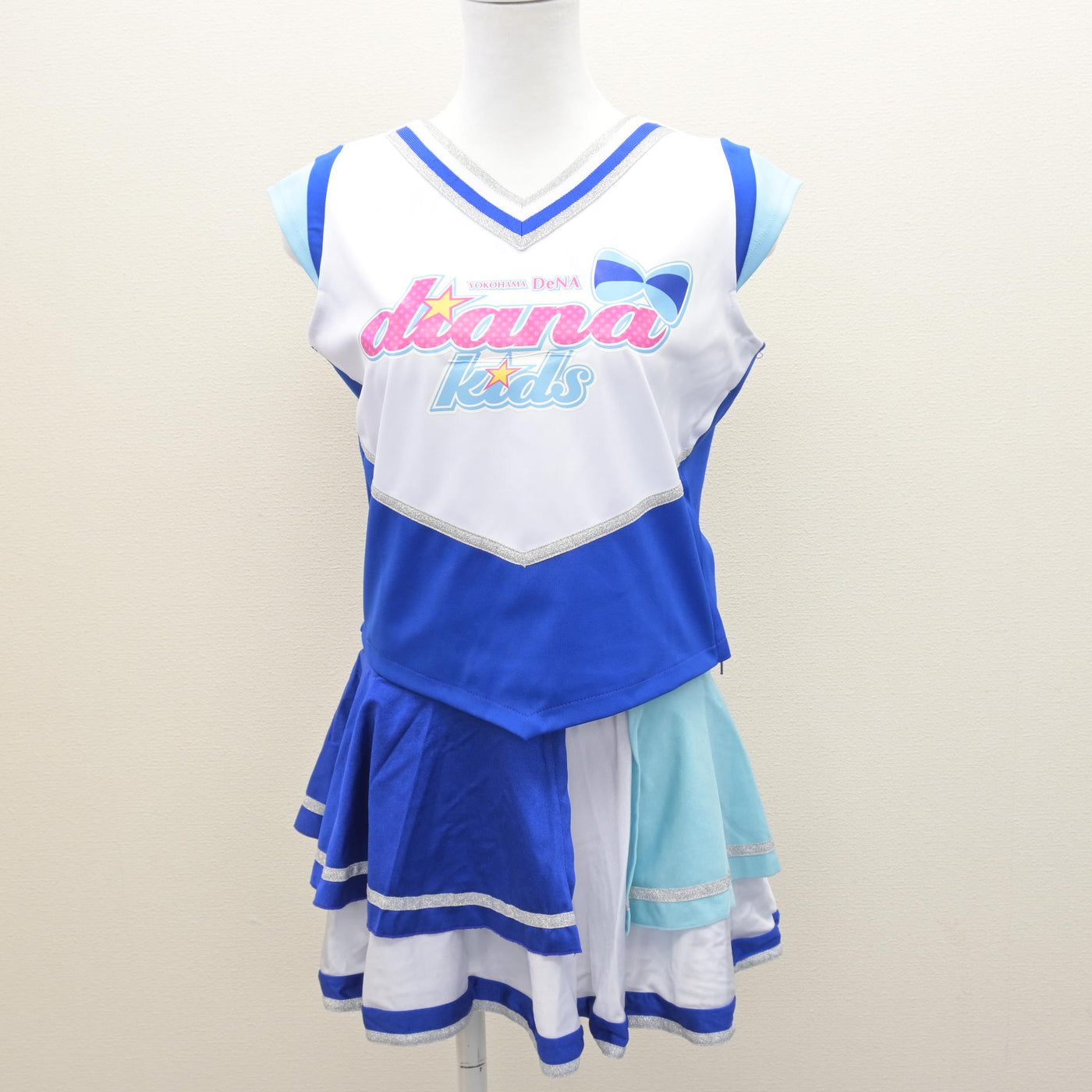 【中古】 横浜ベイスターズチアスクールユニフォーム 女子制服 2点 (チアユニフォーム 上・チアユニフォーム 下) sf122141