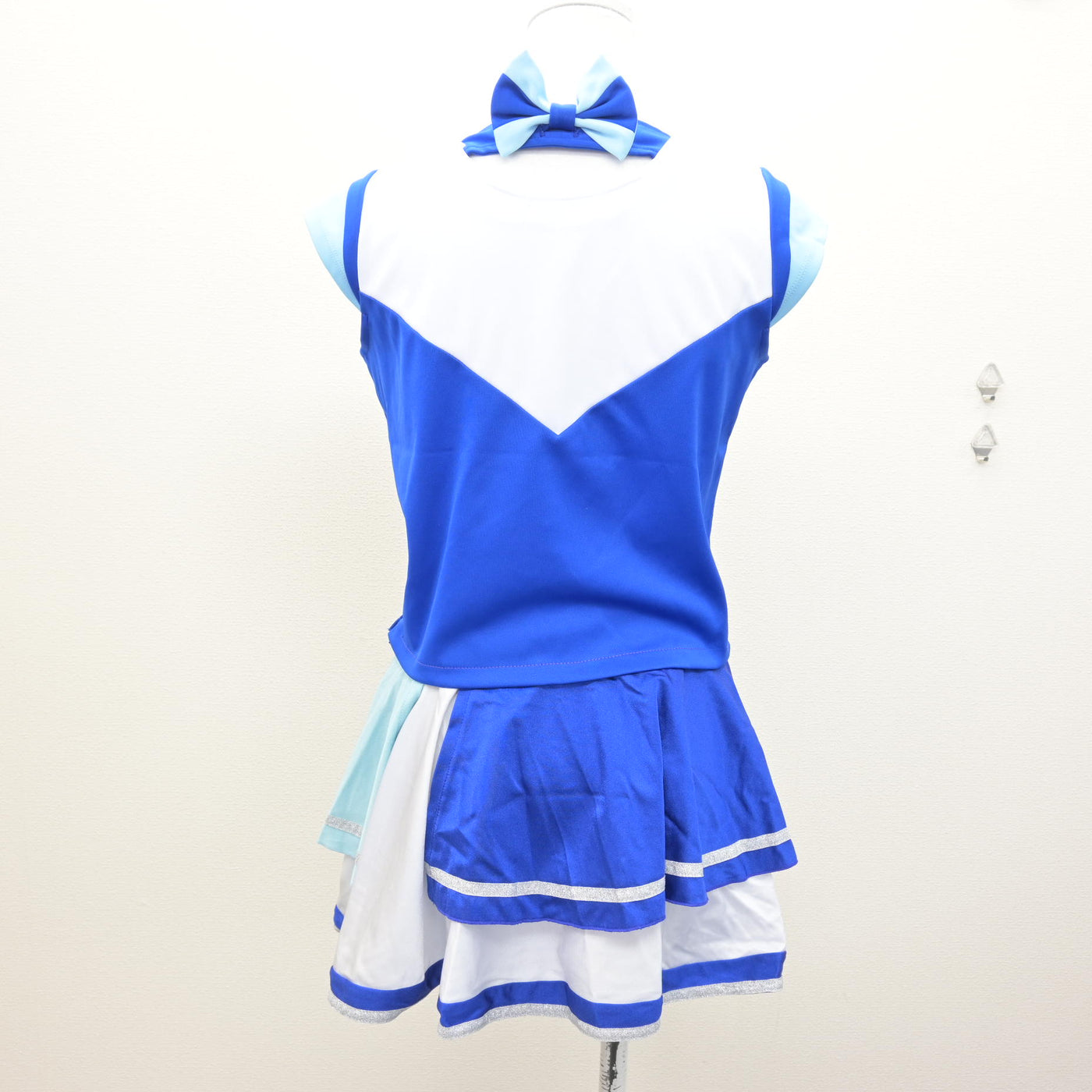 【中古】神奈川県 横浜DeNAベイスターズチアスクールユニフォーム 女子制服 3点 (チアユニフォーム 上・チアユニフォーム 下・その他アイテム) sf122151