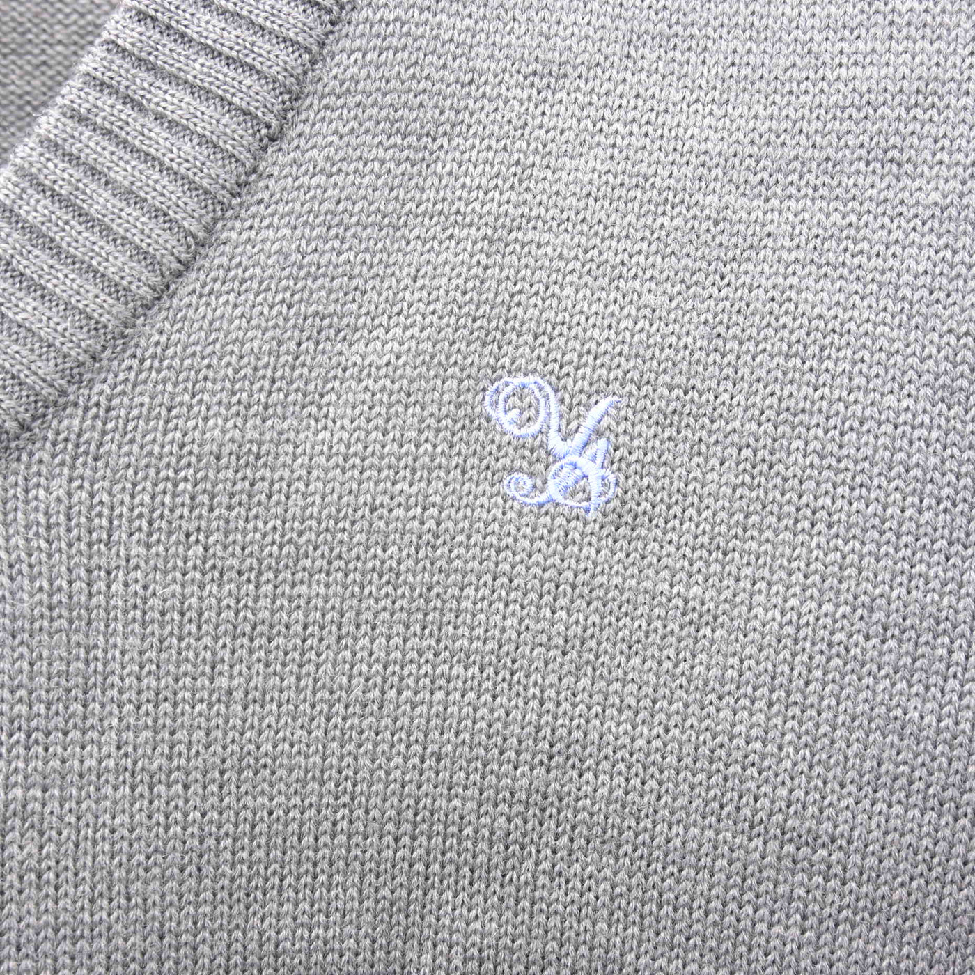 【中古】東京都 八雲学園中学校高等学校 女子制服 2点 (ニット・ニットベスト) sf122154