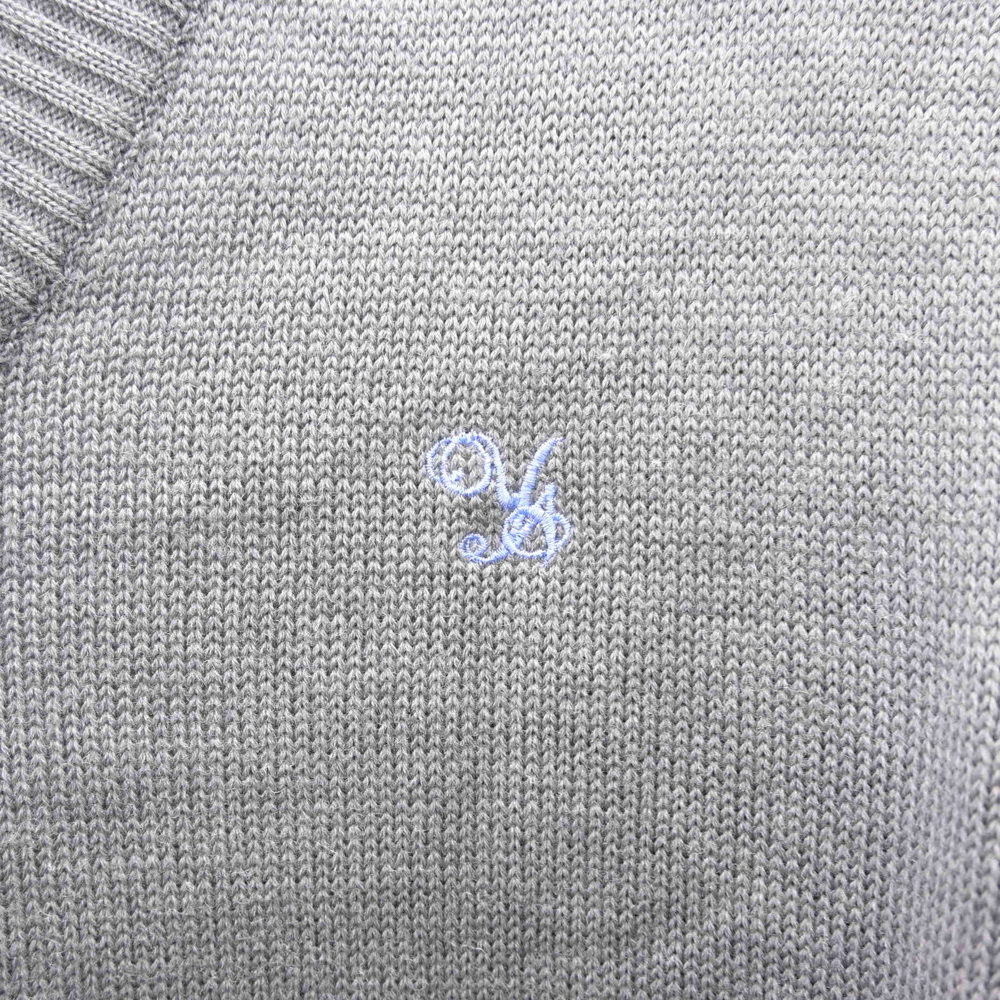 【中古】東京都 八雲学園中学校高等学校 女子制服 2点 (ニット・シャツ) sf122156