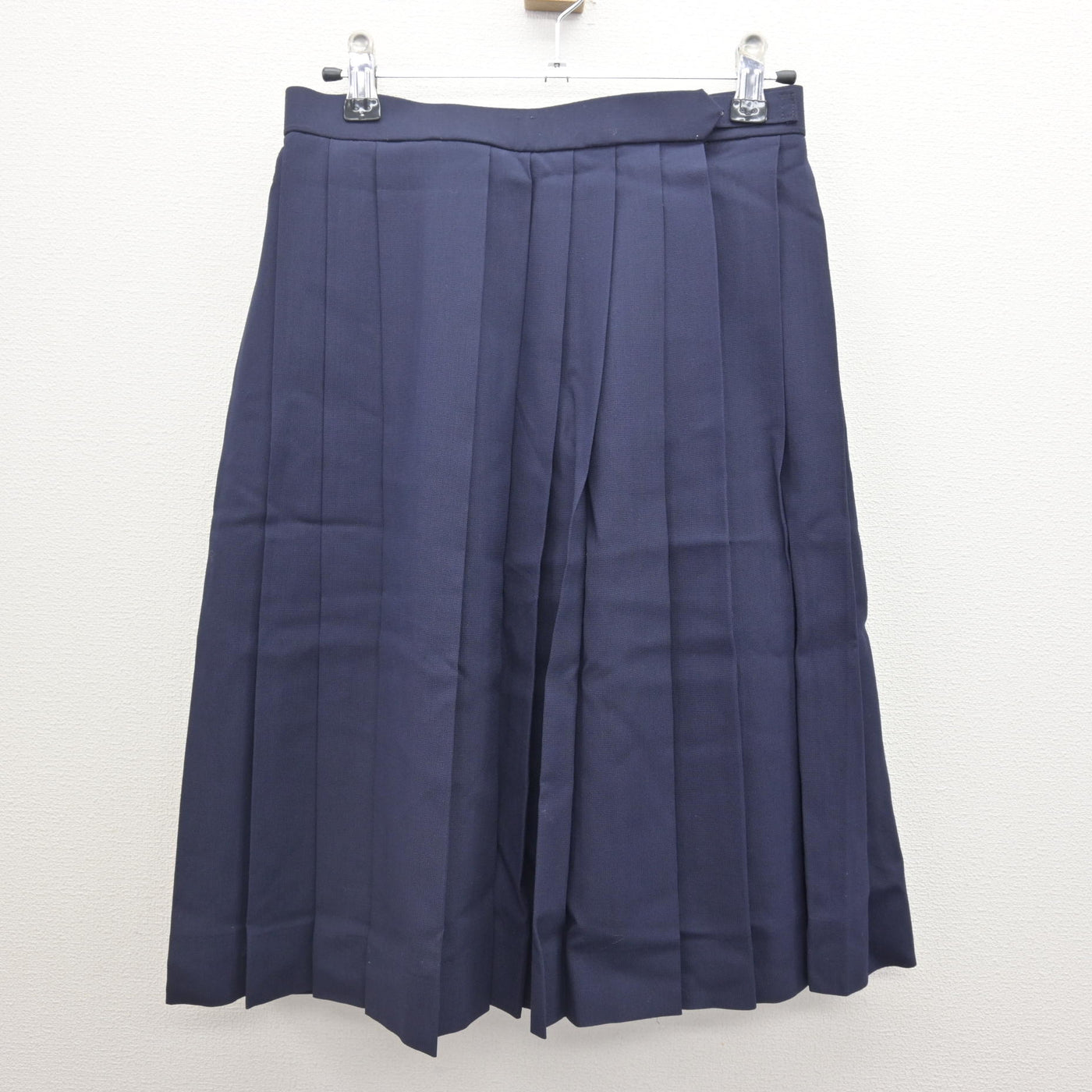【中古】岩手県 盛岡市立高等学校 女子制服 3点 (ベスト・シャツ・スカート) sf122172