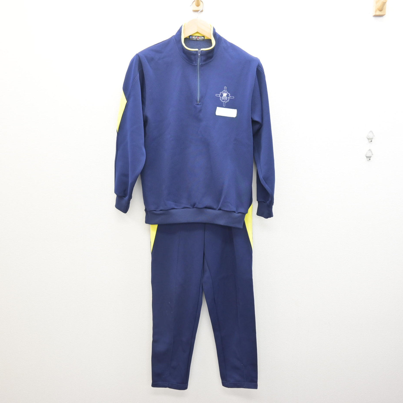 【中古】岩手県 盛岡市立高等学校 女子制服 2点 (ジャージ 上・ジャージ 下) sf122173