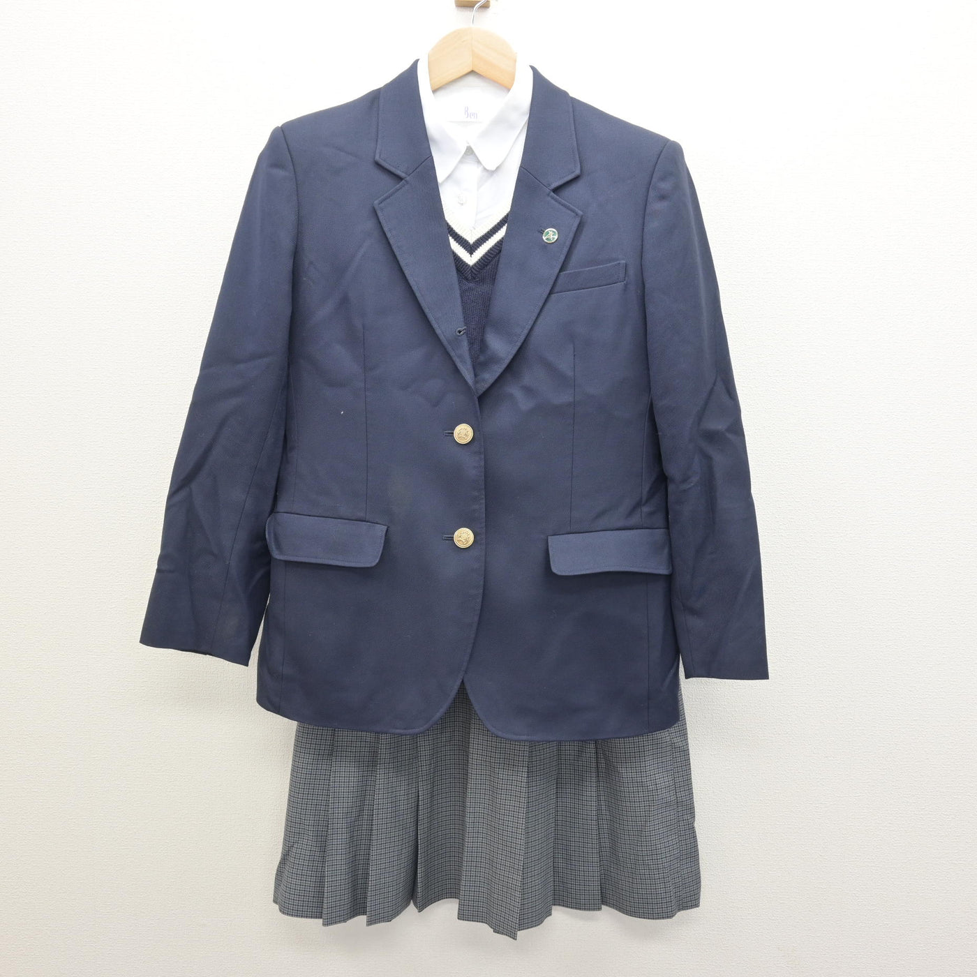【中古】埼玉県 大宮東高等学校 女子制服 4点 (ブレザー・ニット・シャツ・スカート) sf122179