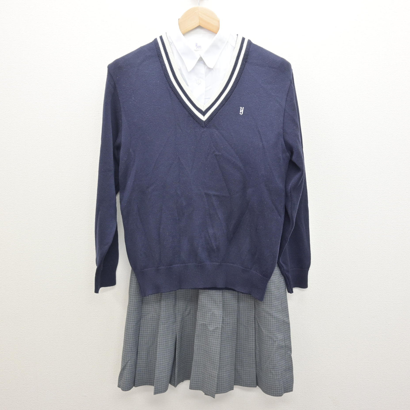 【中古】埼玉県 大宮東高等学校 女子制服 4点 (ブレザー・ニット・シャツ・スカート) sf122179