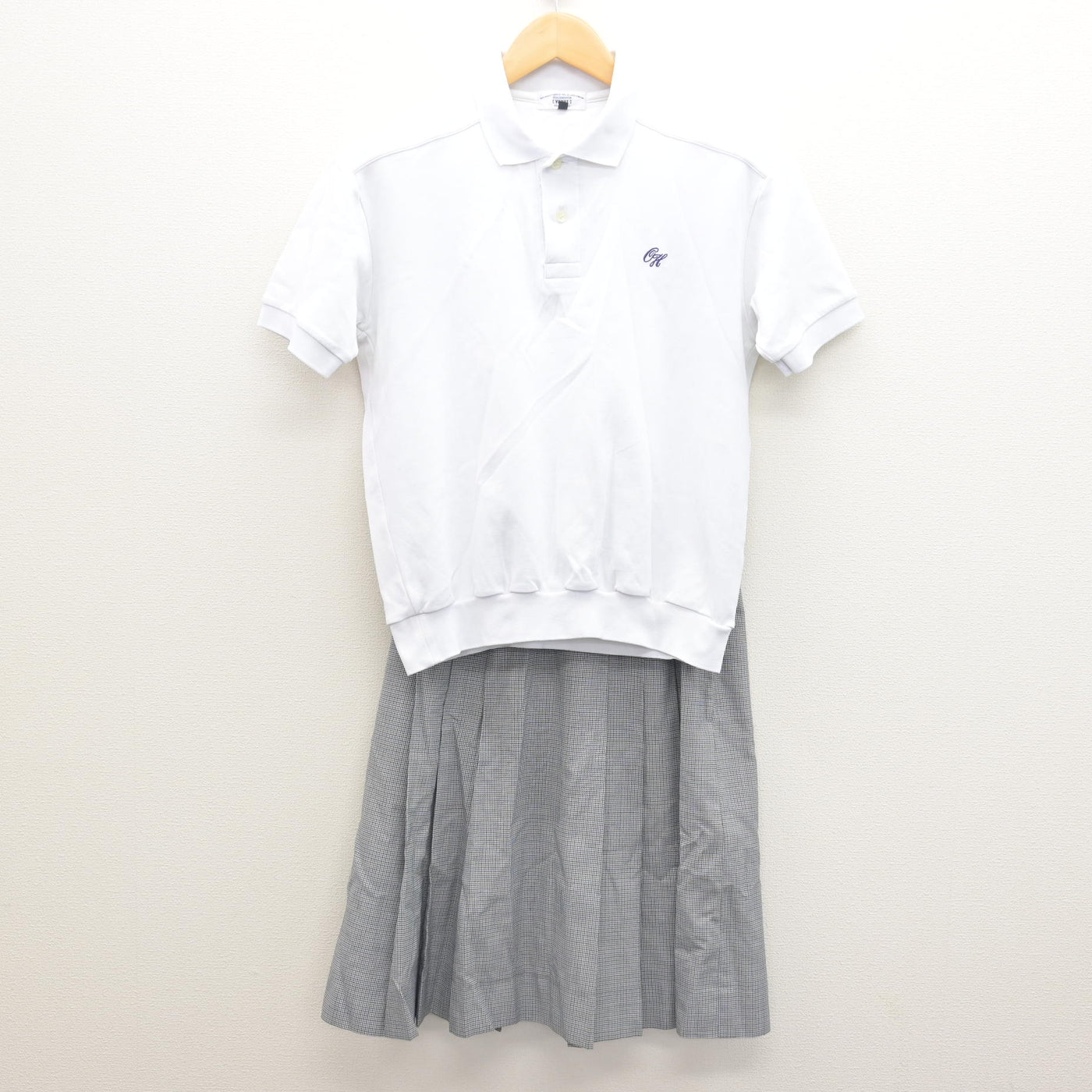 【中古】埼玉県 大宮東高等学校 女子制服 3点 (シャツ・スカート) sf122182