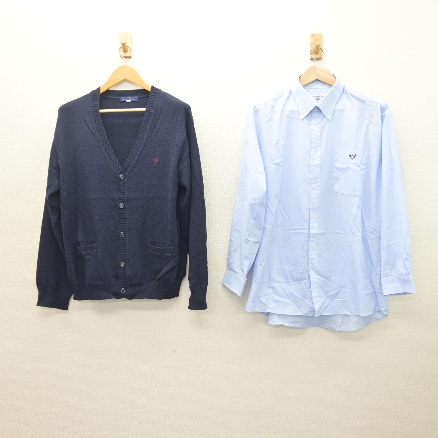 【中古】岩手県 盛岡中央高等学校/旧制服 男子制服 2点 (ニット・シャツ) sf122185