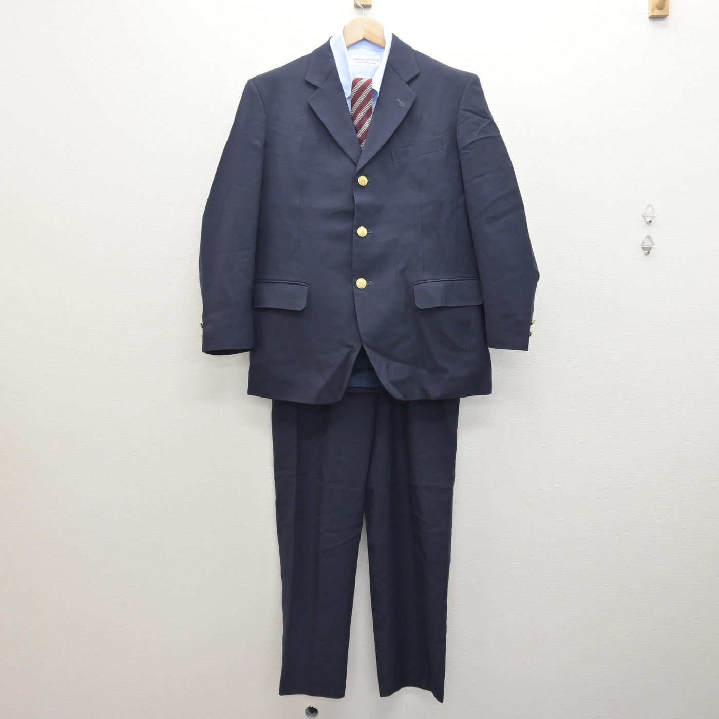 【中古】岩手県 盛岡中央高等学校/旧制服 男子制服 4点 (ブレザー・シャツ・ズボン) sf122186