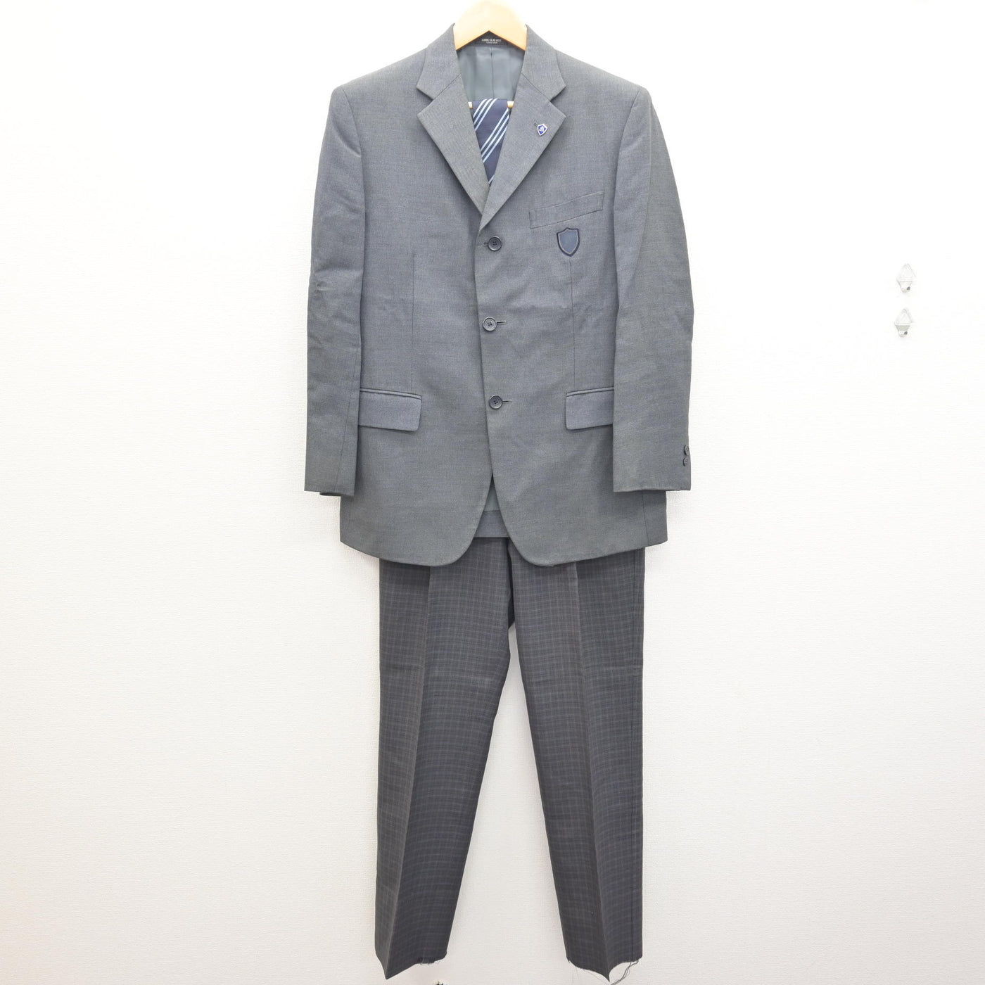 中古】福岡県 飯塚高等学校/旧制服 男子制服 3点 (ブレザー・ズボン
