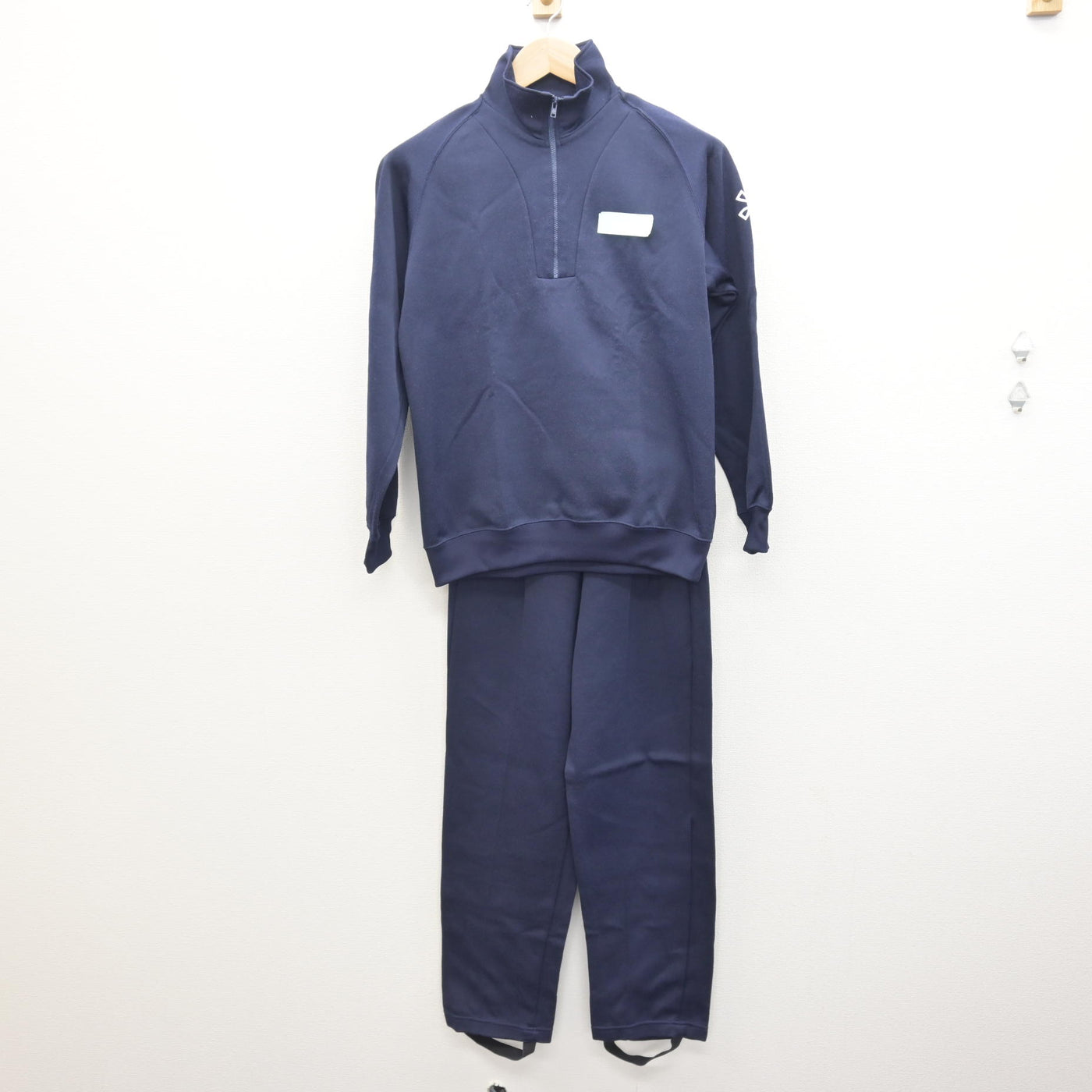 【中古】 三重県立反日高校 中古】三重県 暁高等学校 女子制服 3点 (ジャージ 上・体操服 上