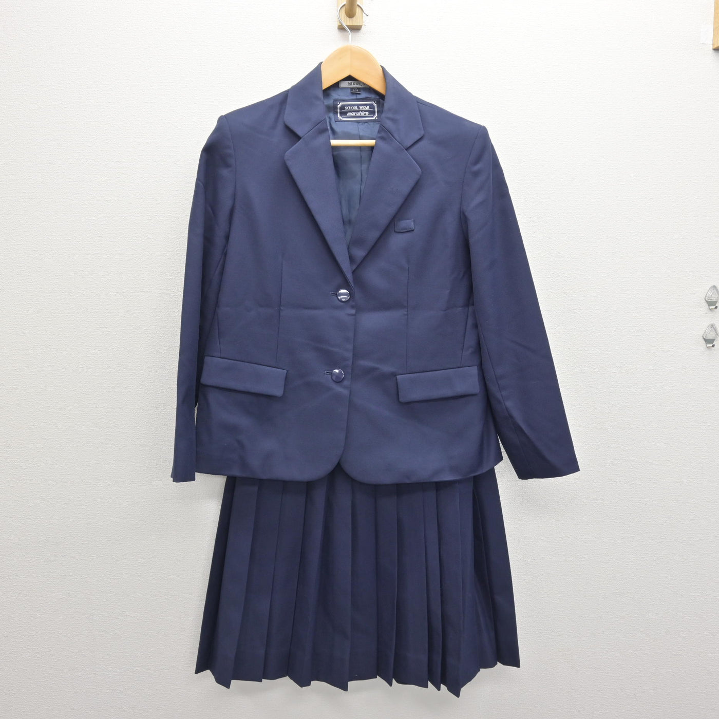 中古】埼玉県 上尾市立南中学校 女子制服 2点 (ブレザー・スカート 中古】埼玉県 上尾市立南中学校 女子制服 2点 (ブレザー・スカート