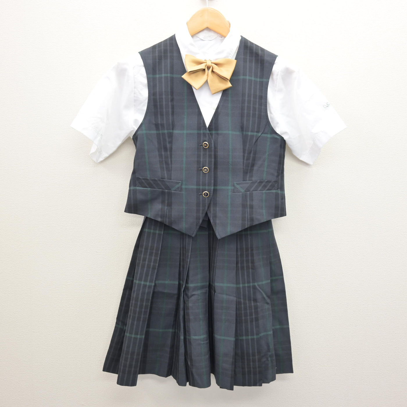 中古】千葉県 専修大学松戸高等学校 女子制服 4点 (ベスト・シャツ