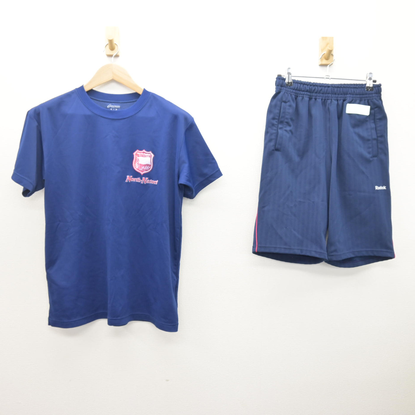 中古】宮城県 名取北高等学校 女子制服 2点 (体操服 上・体操服 下