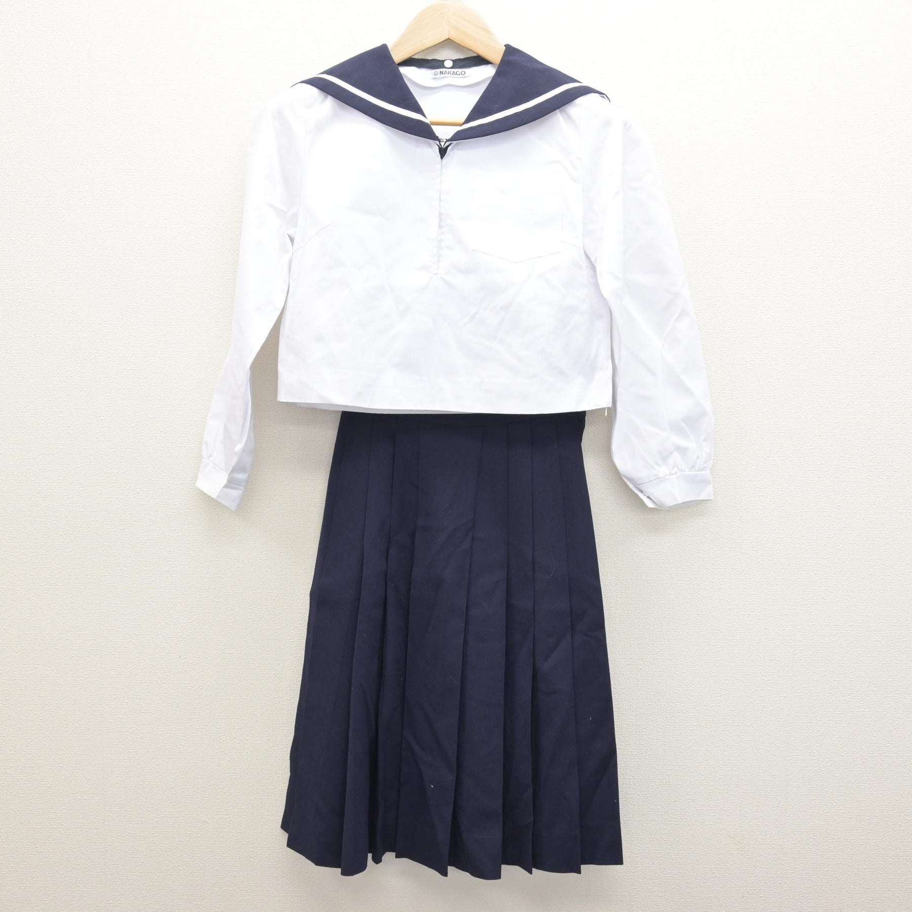 中古】福島県 福島大学附属中学校 女子制服 2点 (セーラー服・スカート
