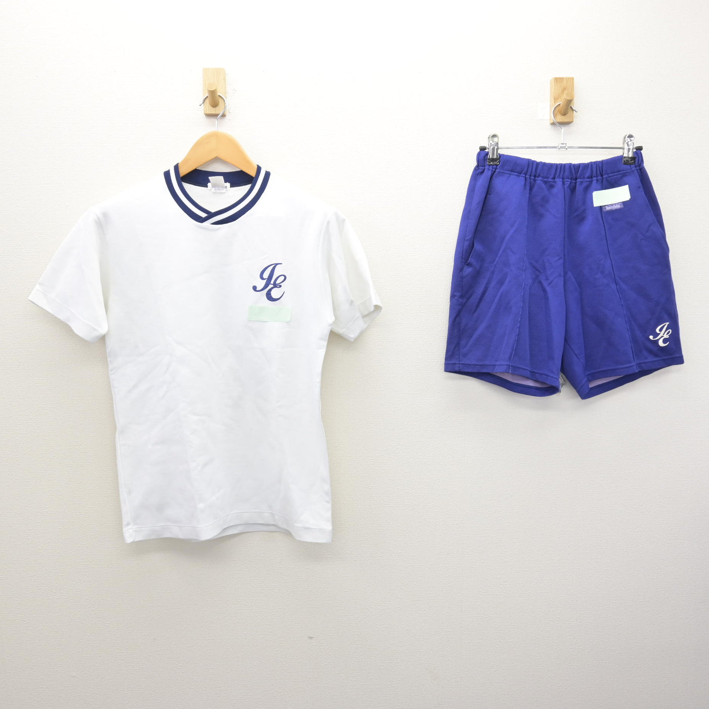 中古】愛媛県 今治東中等教育学校 女子制服 2点 (体操服 上・体操服 下 中古】愛媛県 今治東中等教育学校 女子制服 2点 (体操服 上・体操服 下