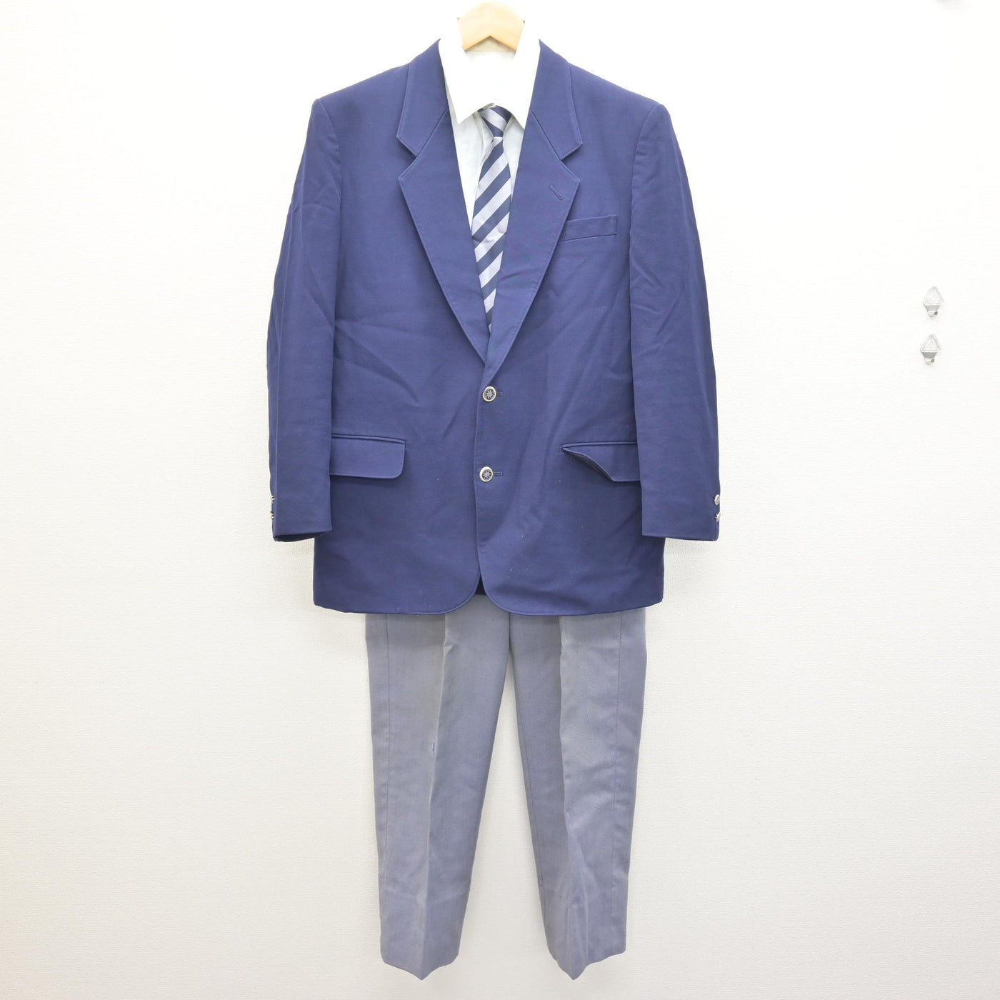 中古】三重県 四日市高等学校 男子制服 4点 (ブレザー・シャツ・ズボン 