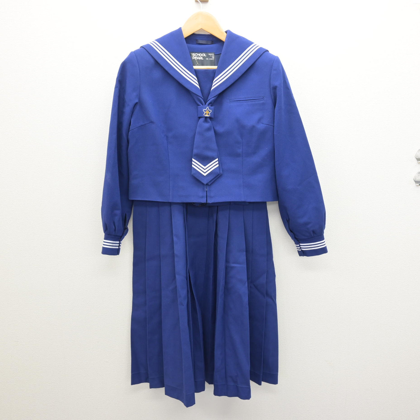 中古】埼玉県 大相模中学校 女子制服 3点 (セーラー服・ジャンパー