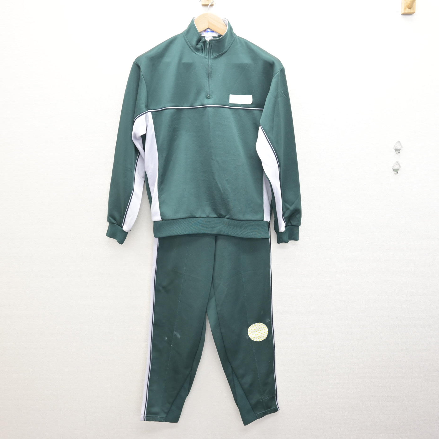 伊丹南中学校上着 個性にあった制服選ぼう 3種類「男性」「女性」にこだわらず 上野南中